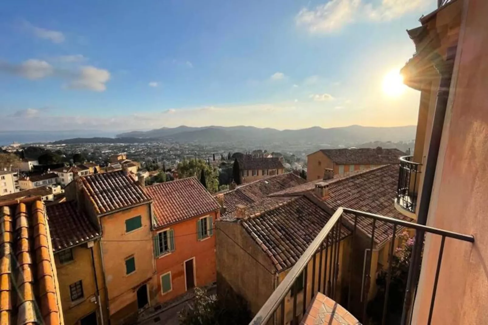 Résidence Charmant Studio - Plein Coeur De Village M&eacute;di&eacute;val-Non tagué