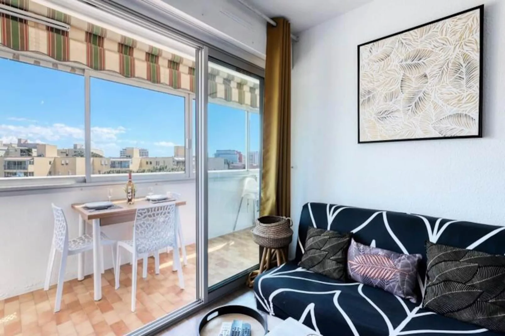 Résidence T2 &agrave; 600 M De La Plage ! Climatis&eacute;-Non tagué