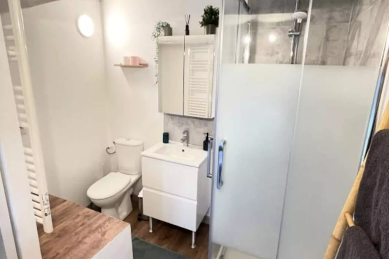 Sous Le Soleil De Provence-Nicht zugeordnet