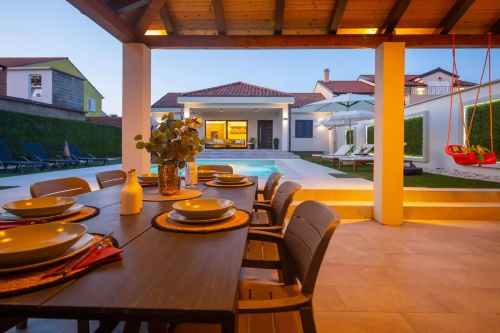 Lux Vintage House Bella Vita Biograd na Moru with Pool-Dining room