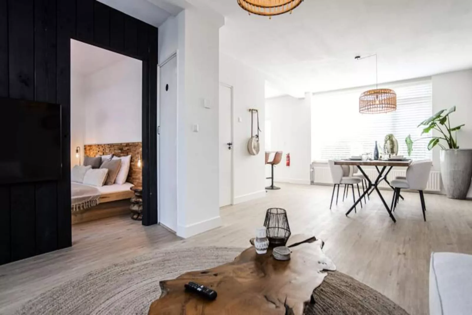 Marley&rsquo;s Beachhouse Apartment-Untagged