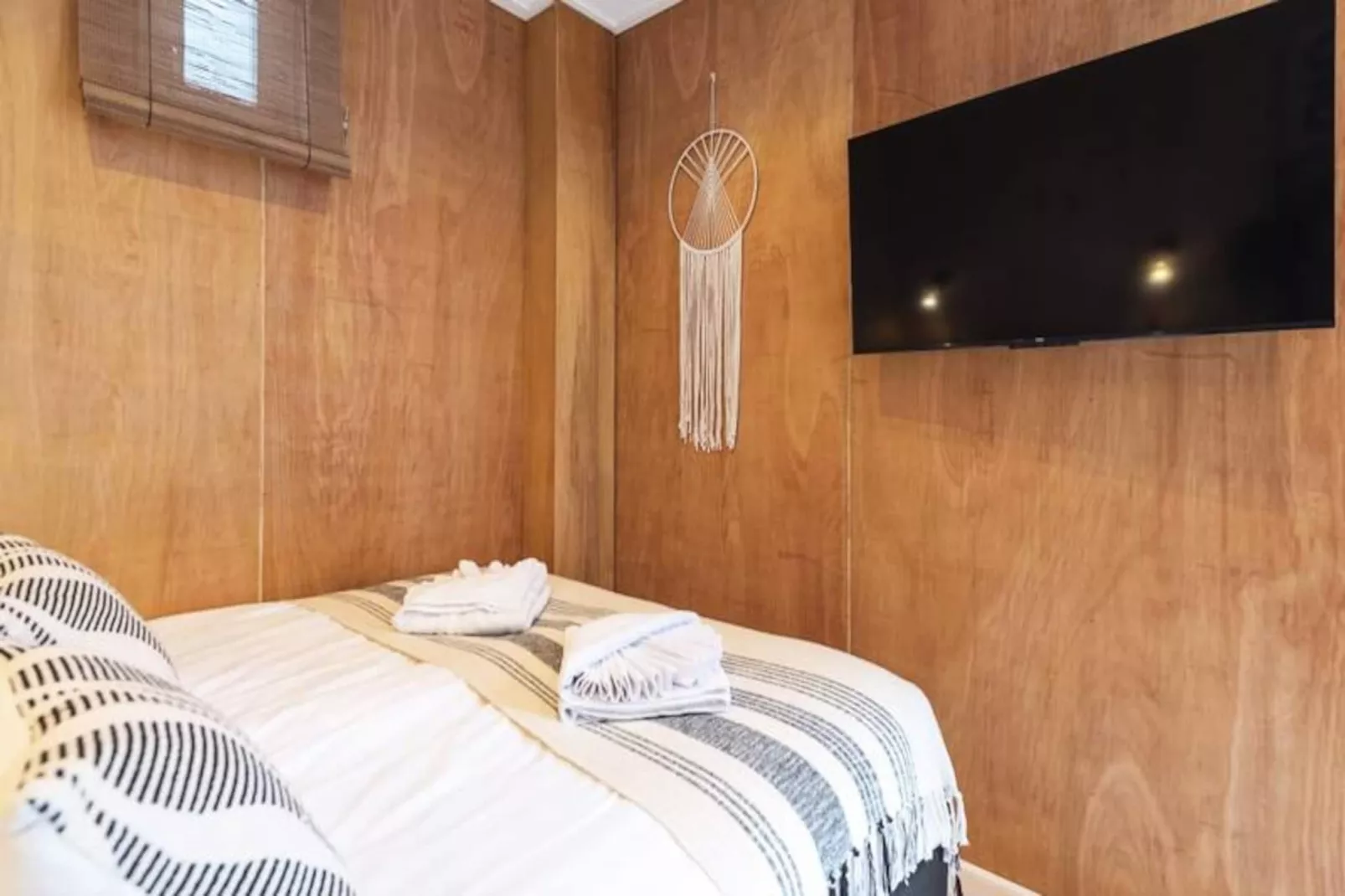 Beachhouse Rina-Untagged