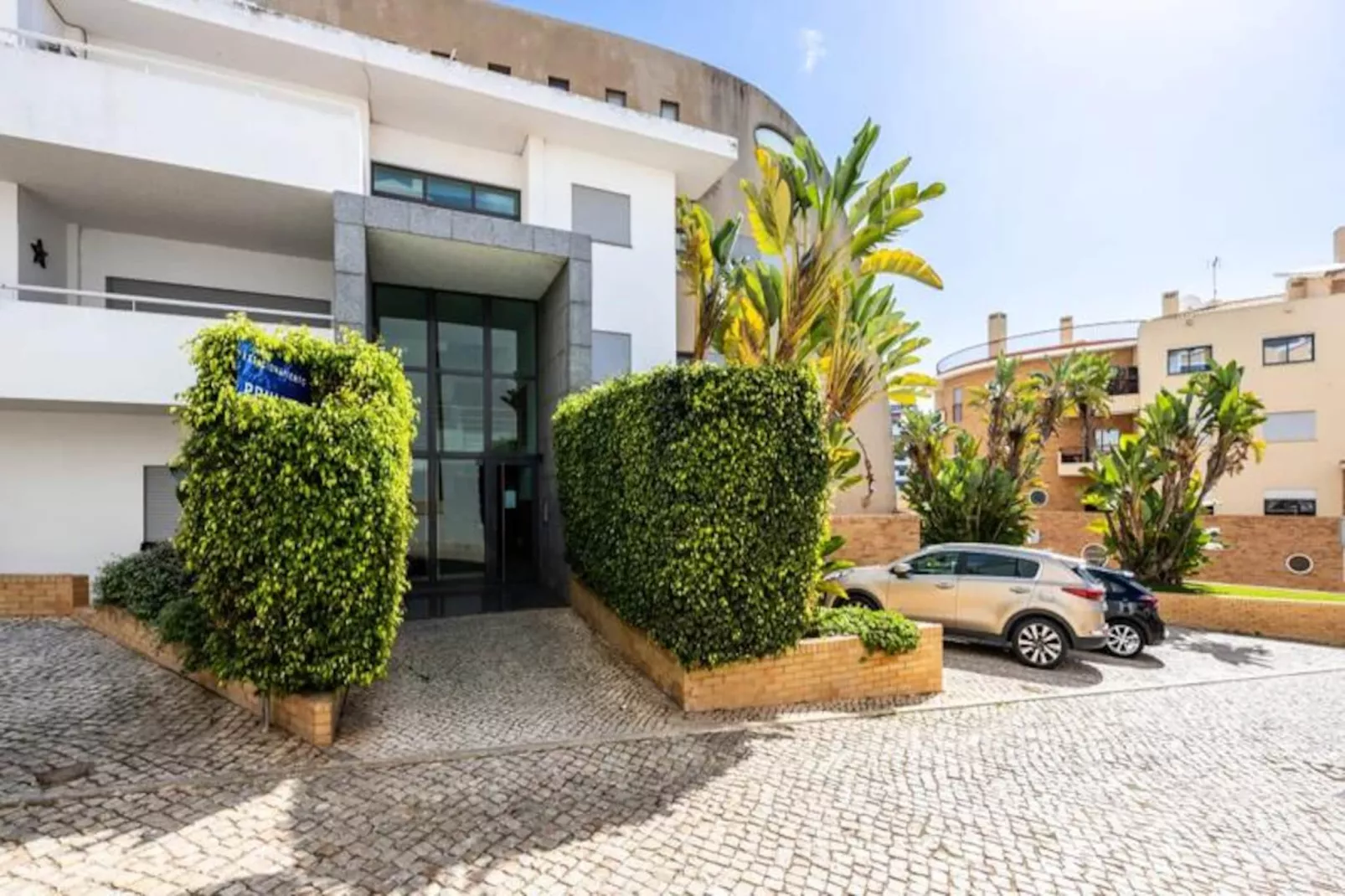 Studio Dona Ana-Untagged