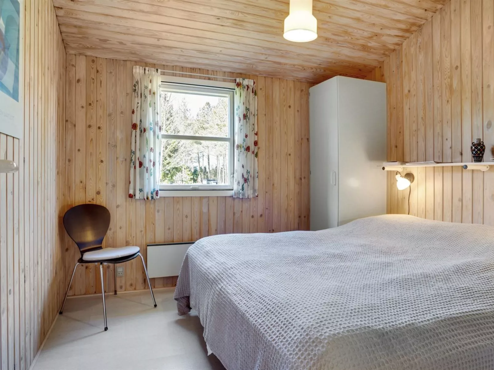 "Mea" -  from the sea-Inside