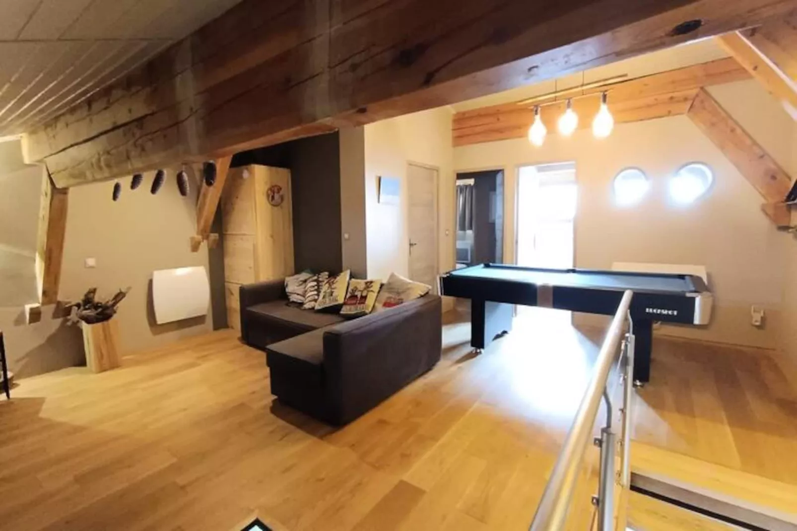 Résidence Maison Bleue Charrette-Nicht zugeordnet