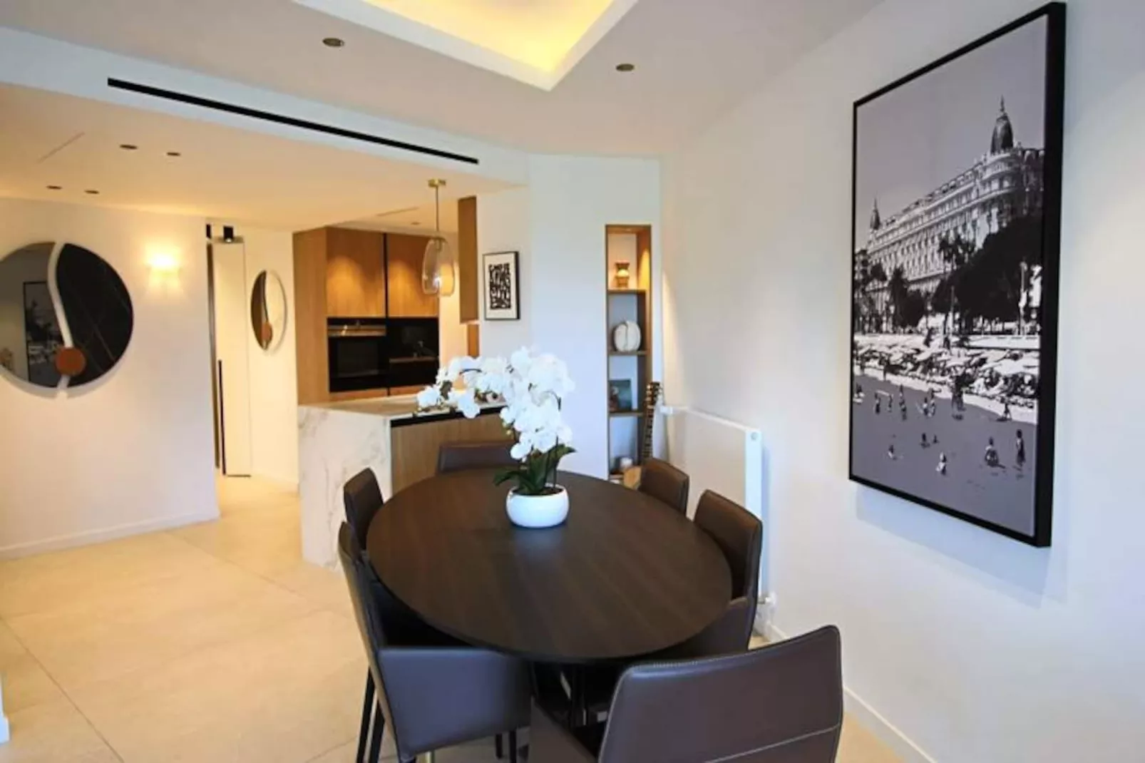 Résidence Appartement 3 Chambres En Suite De 105 M2 Sur Bld Croisette-Non tagué