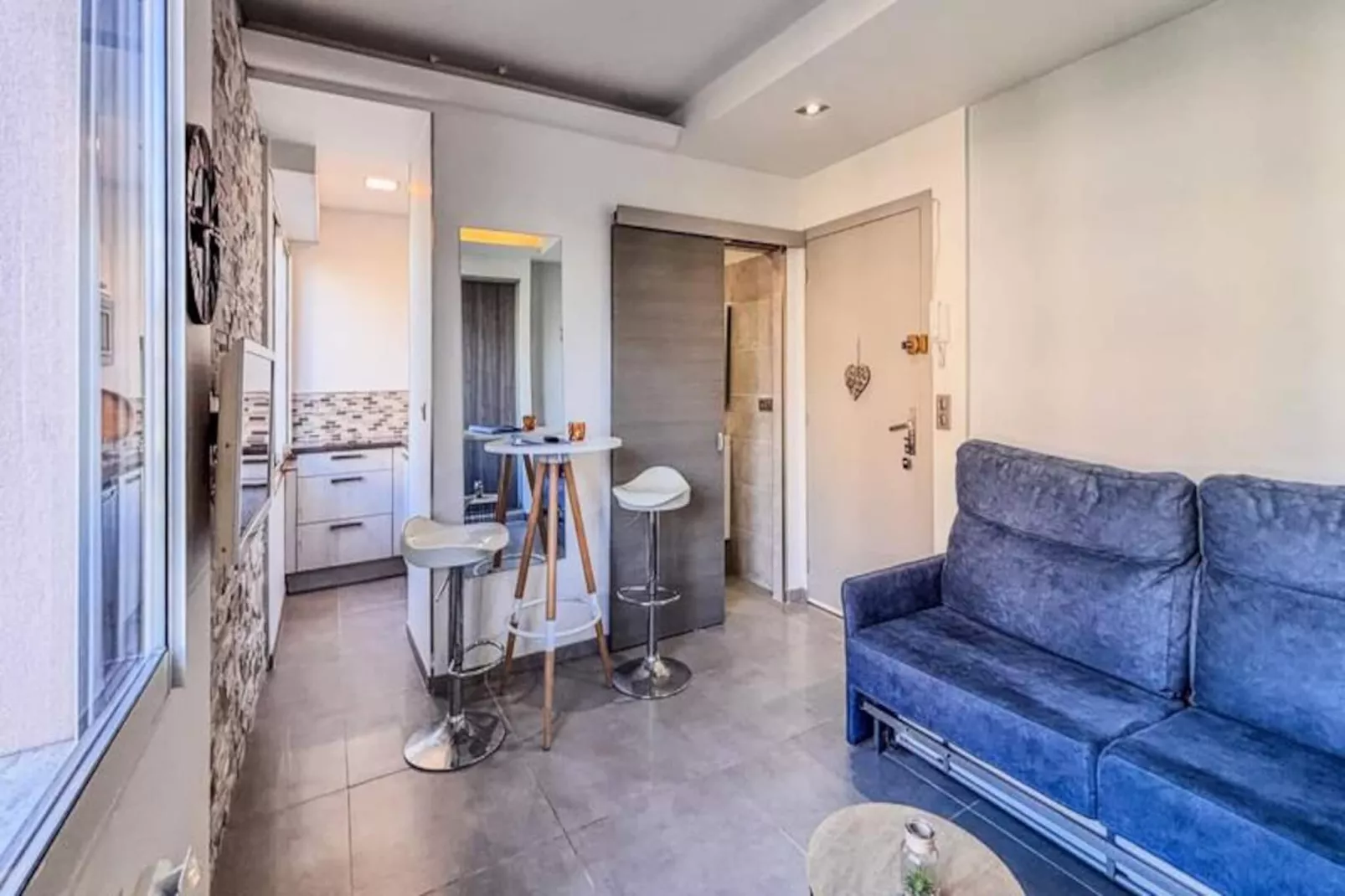 Studio Contemporain 2p à Quelques Pas Des Plages-Untagged