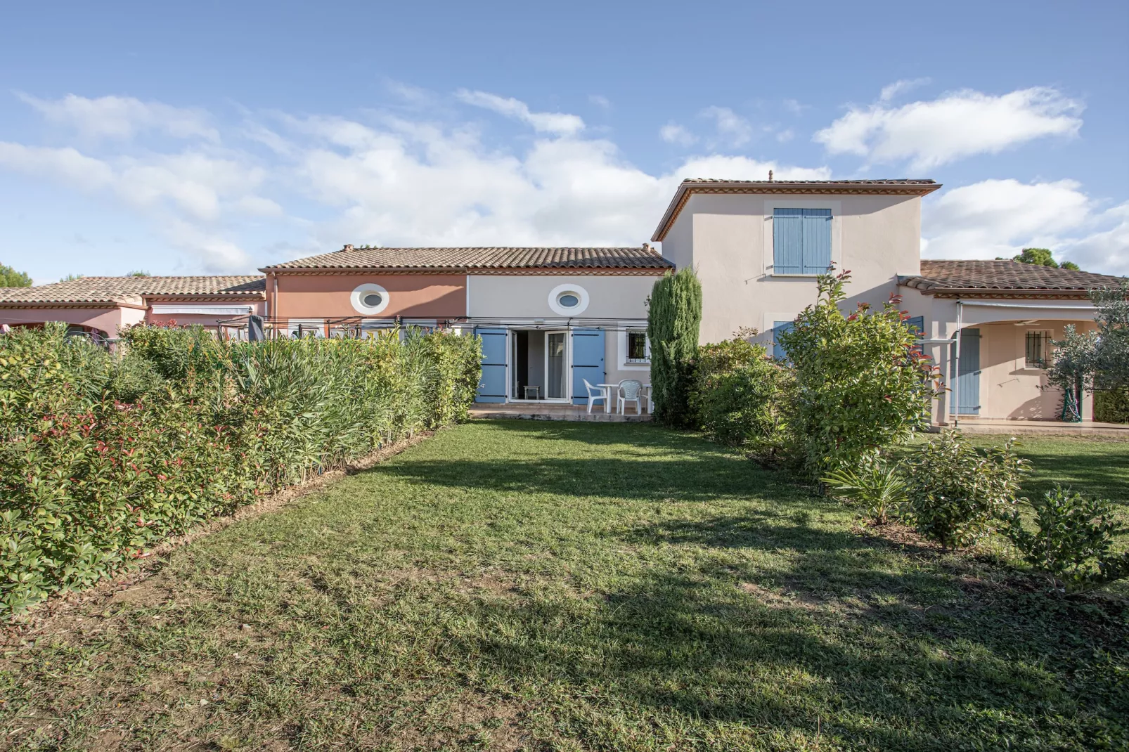 P. Minervois C N°02 - Villa 3P6-Gardens in summer