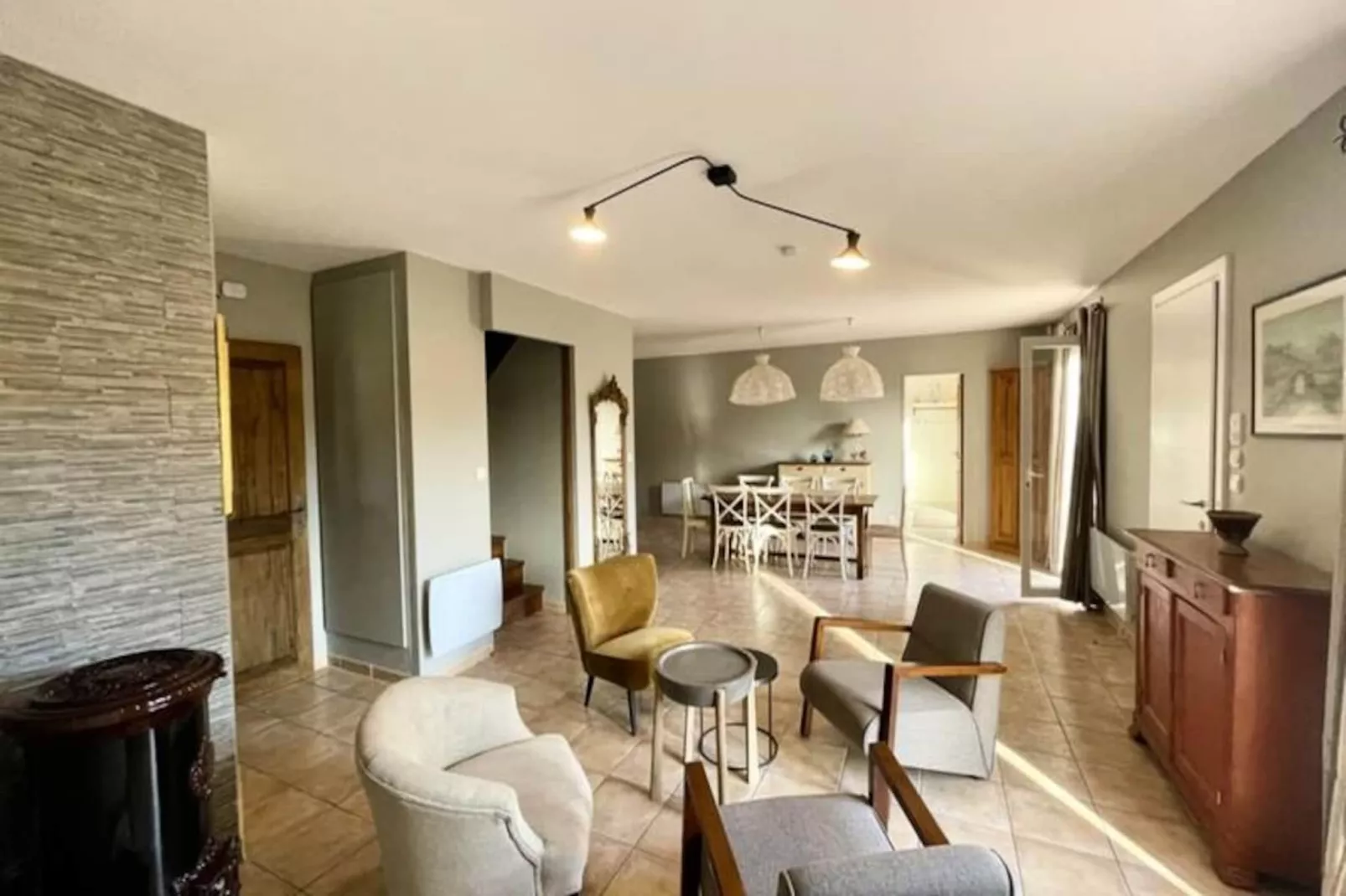 Nouveau "villa Nova"-Untagged