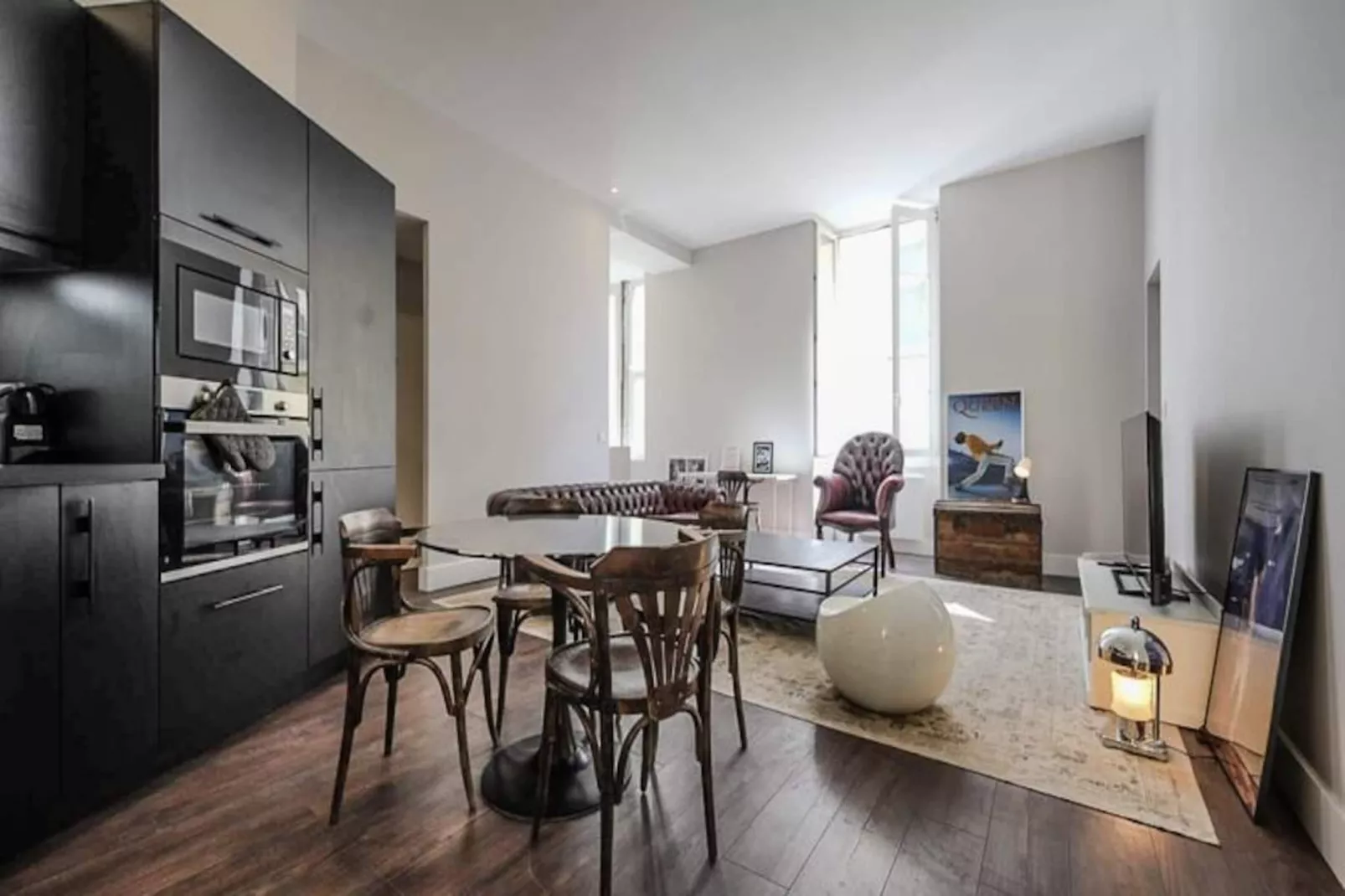 | Le Notre Dame 🎈 - Untagged