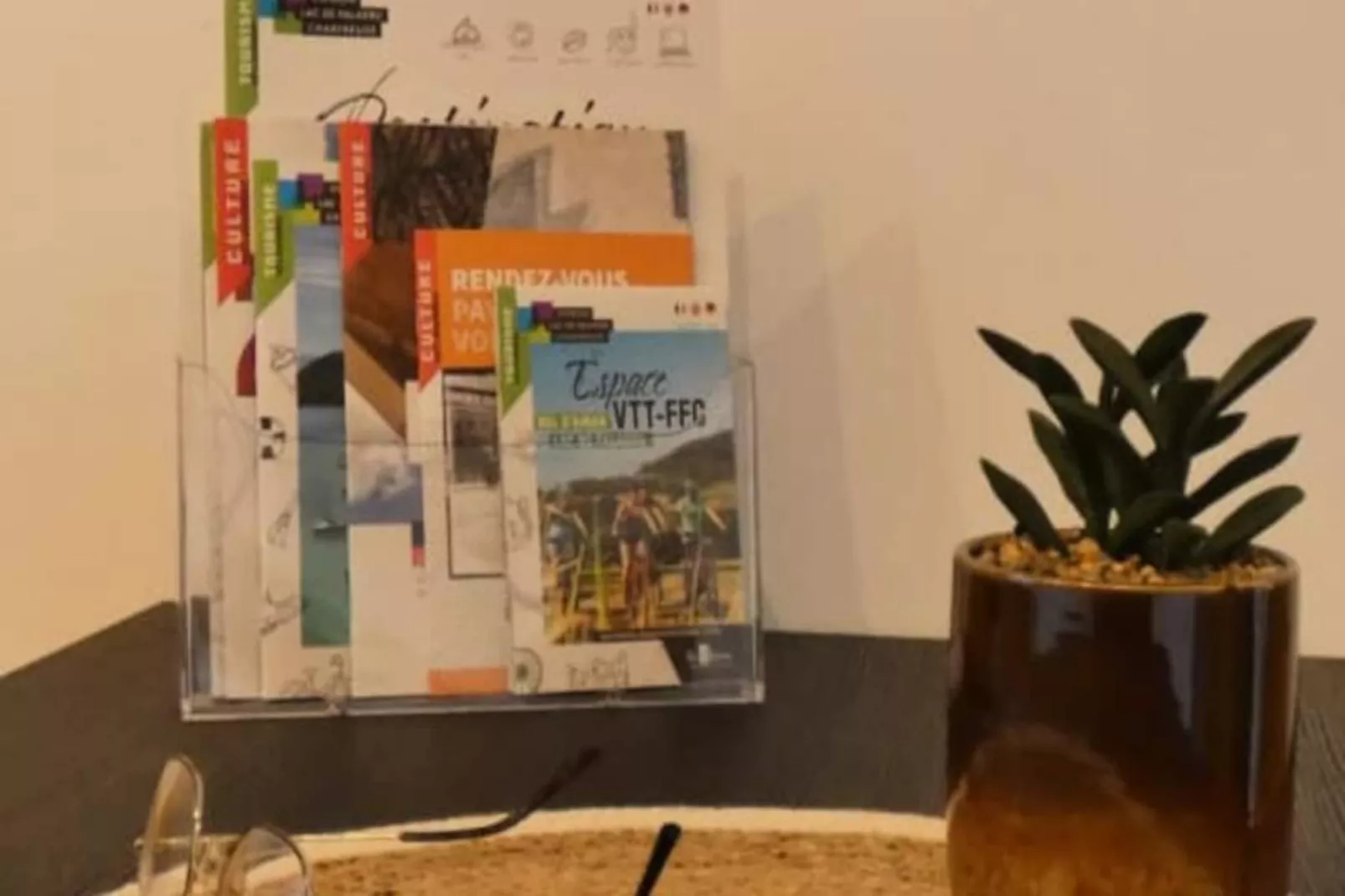 Résidence L'escapade Du Lac Plage Priv&eacute;e Lac De Paladru-Untagged