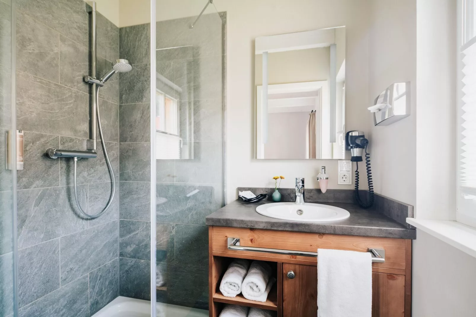 Ferienhaus Typ Premium Lodge 4 Erw 2 Kinder-Bathroom