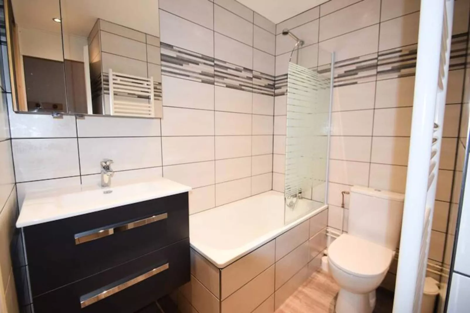 Résidence Le France-Untagged