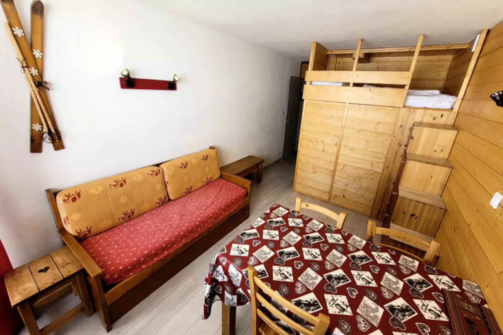 Résidence FlÈche-Non tagué