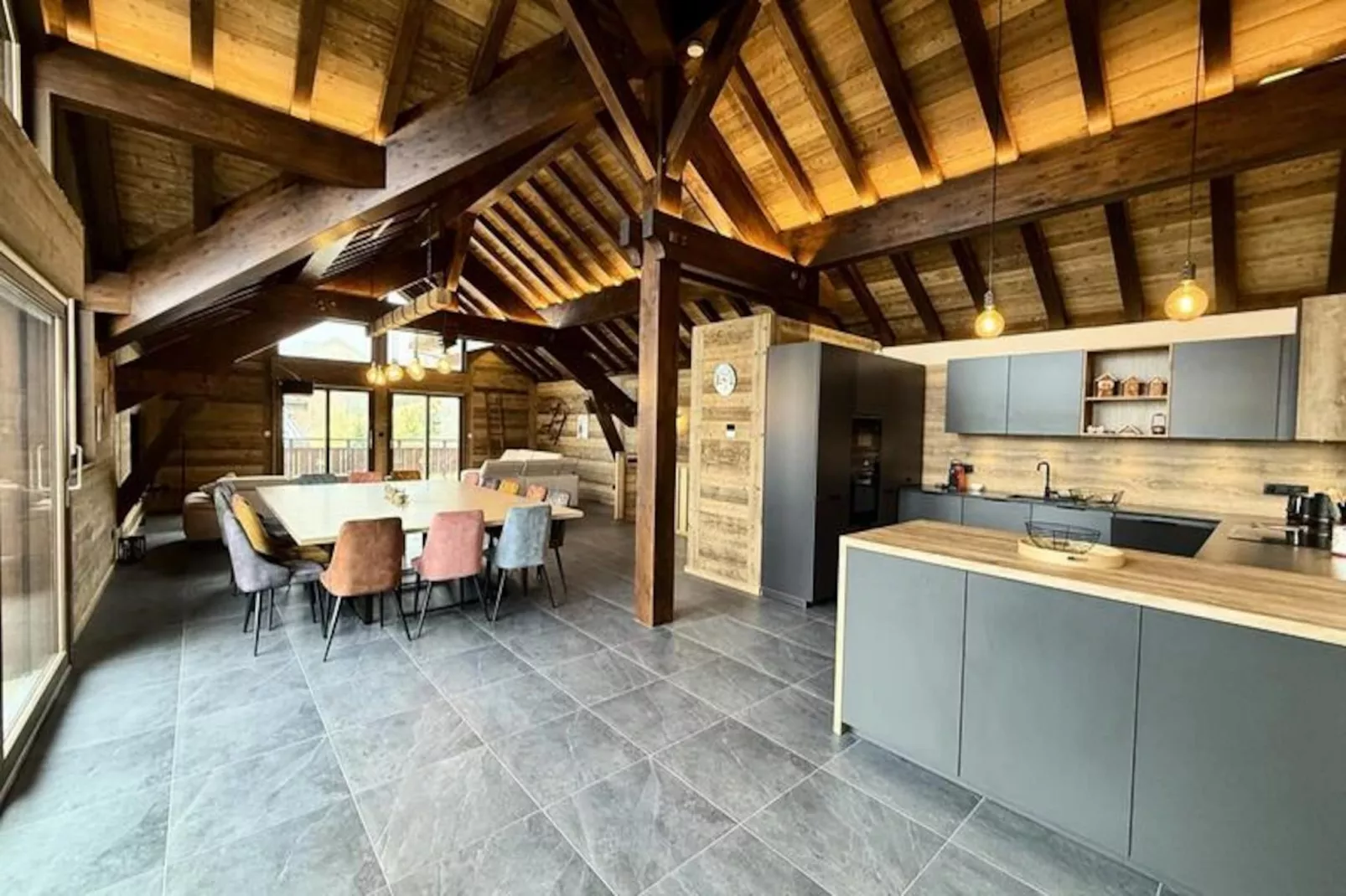 Résidence Complexe Aiguilles-Untagged