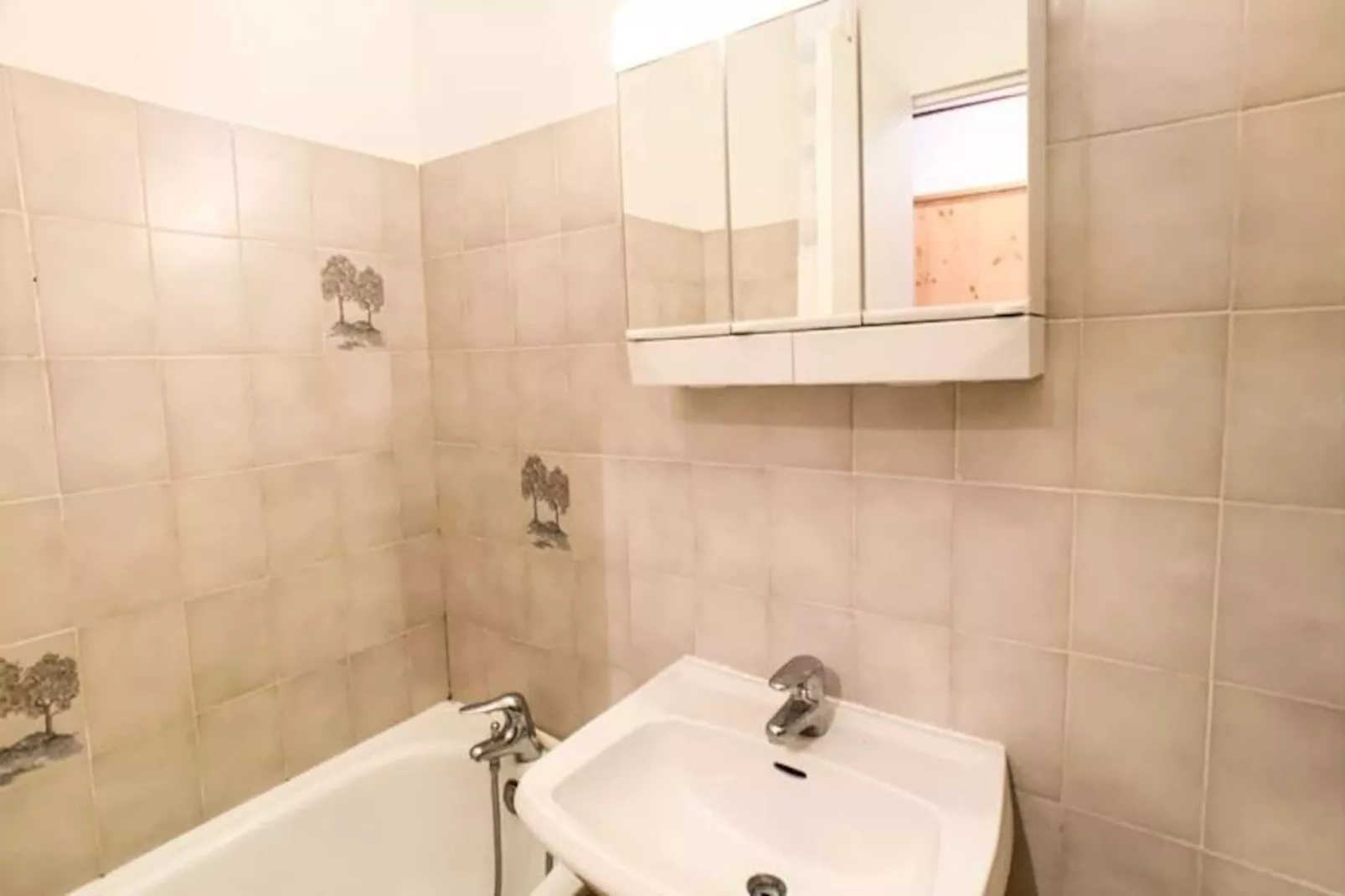 Résidence Moutieres B1-Non tagué