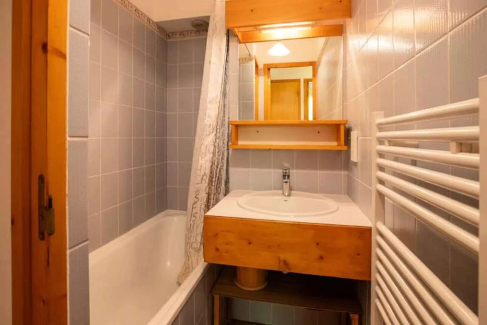 Sherpa 11 Sur Le Front De Neige De Mottaret-Untagged