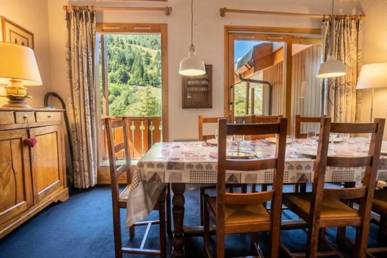 Sherpa 18 Sur Le Front De Neige De Mottaret-Untagged