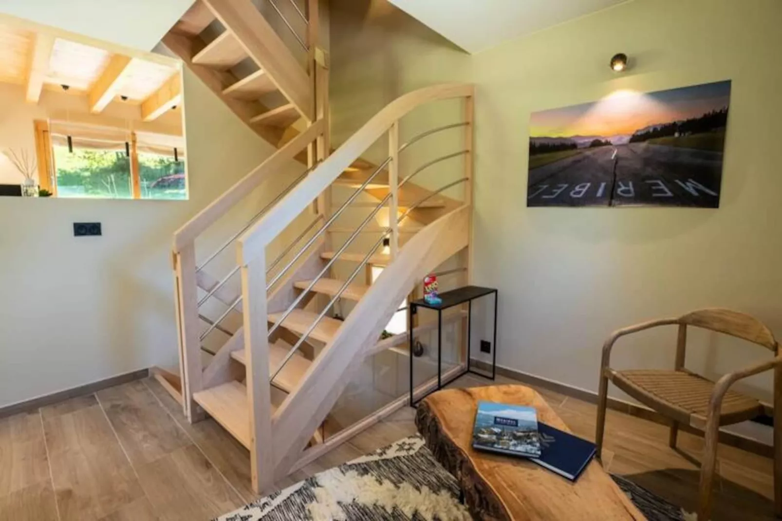 Chalet Chebi-Untagged