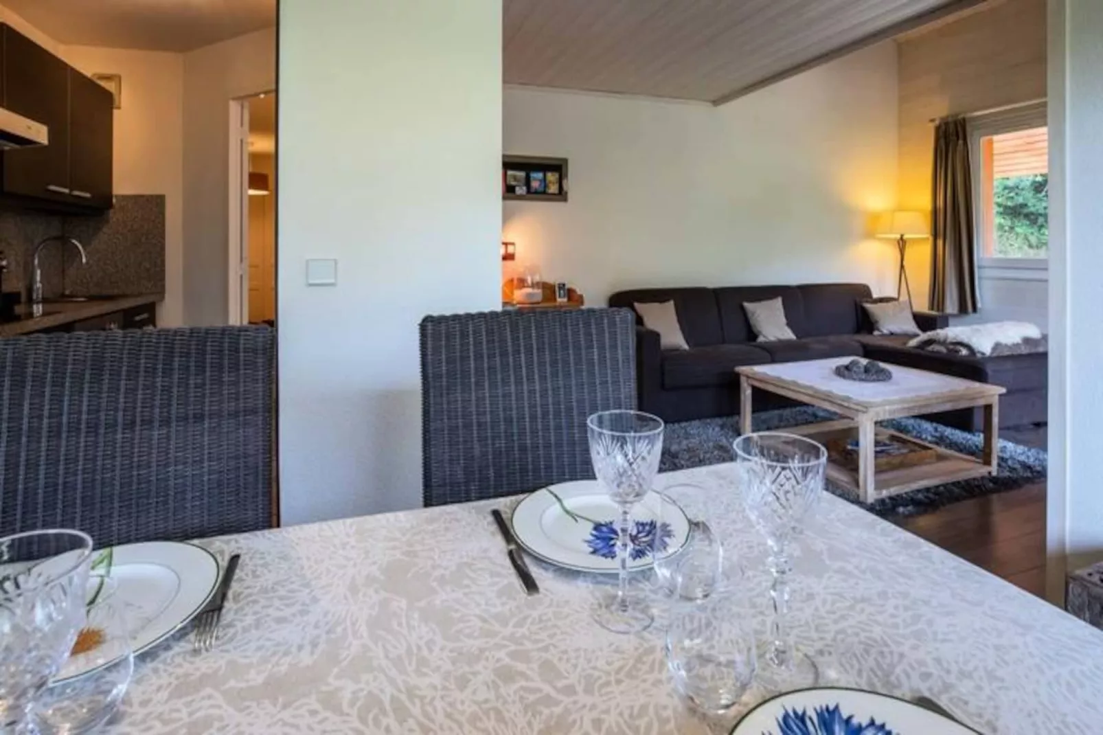 Cybeles 8 - Untagged