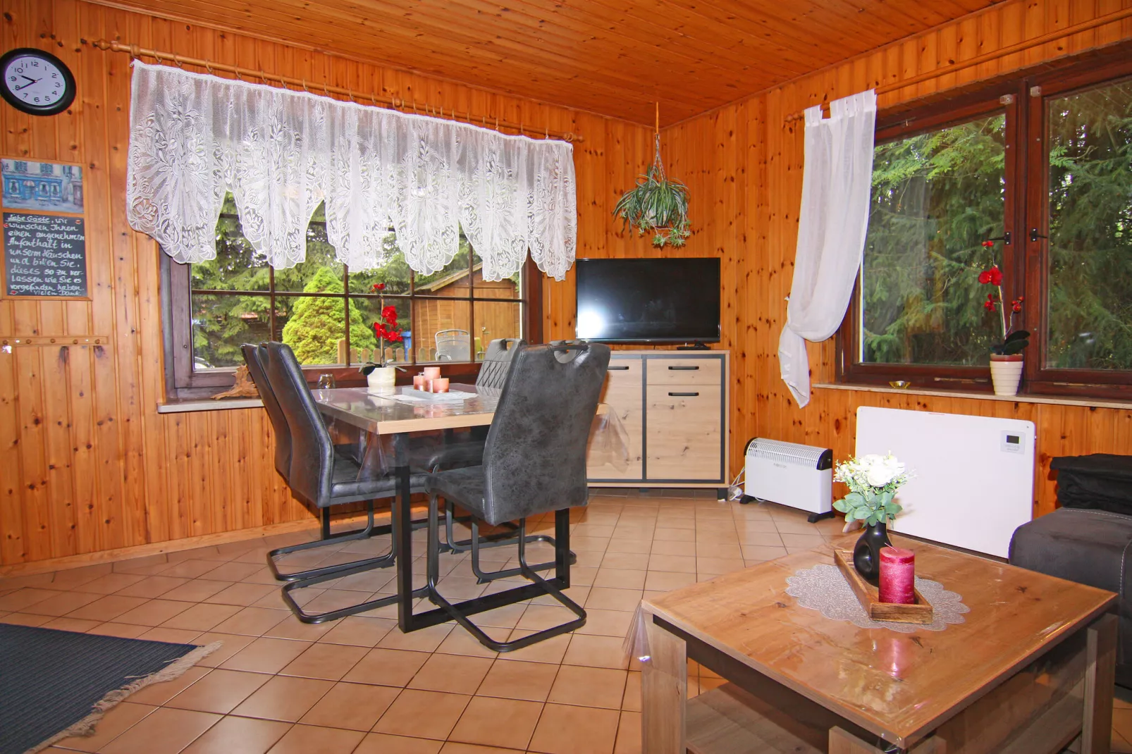 Ferienhaus 90 qm-Dining room