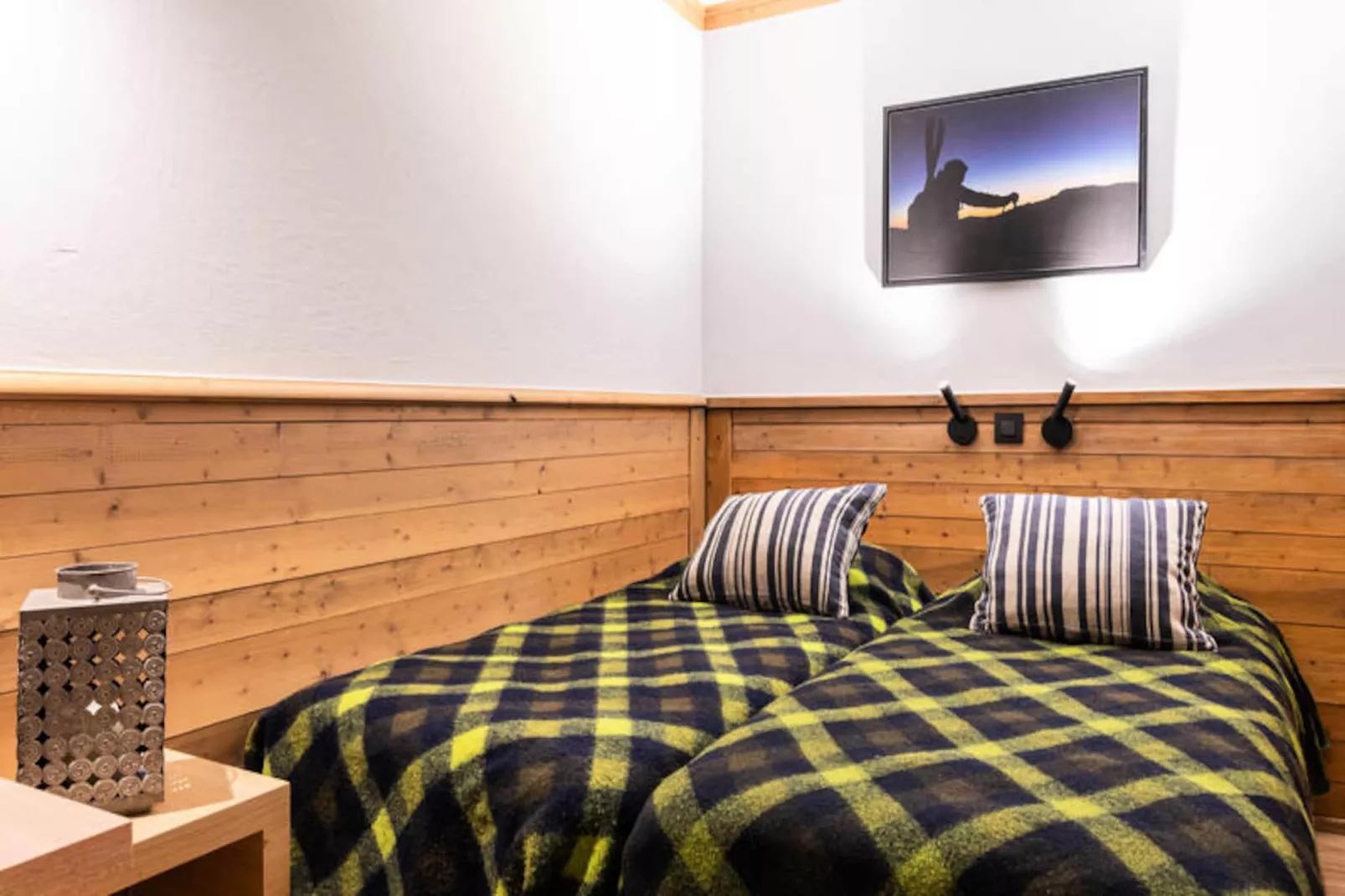 Chalet Mouflon-Untagged