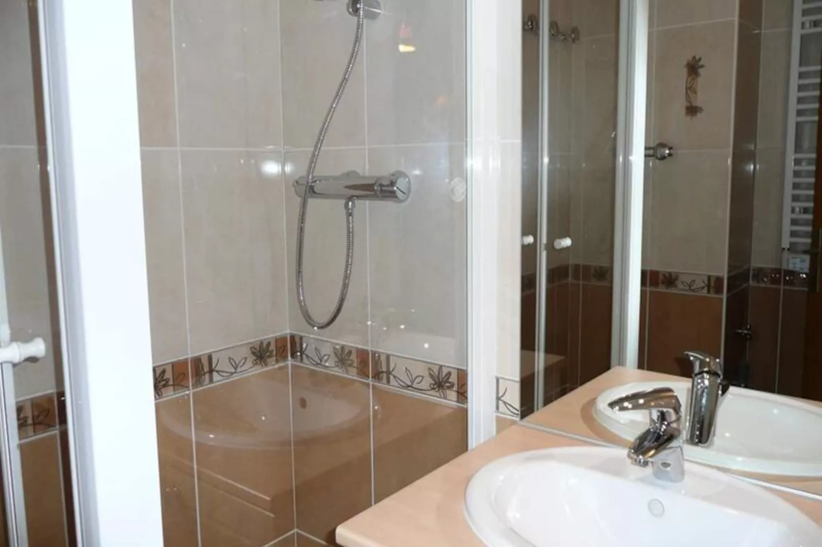 Résidence Lezette Bat Ii-Nicht zugeordnet