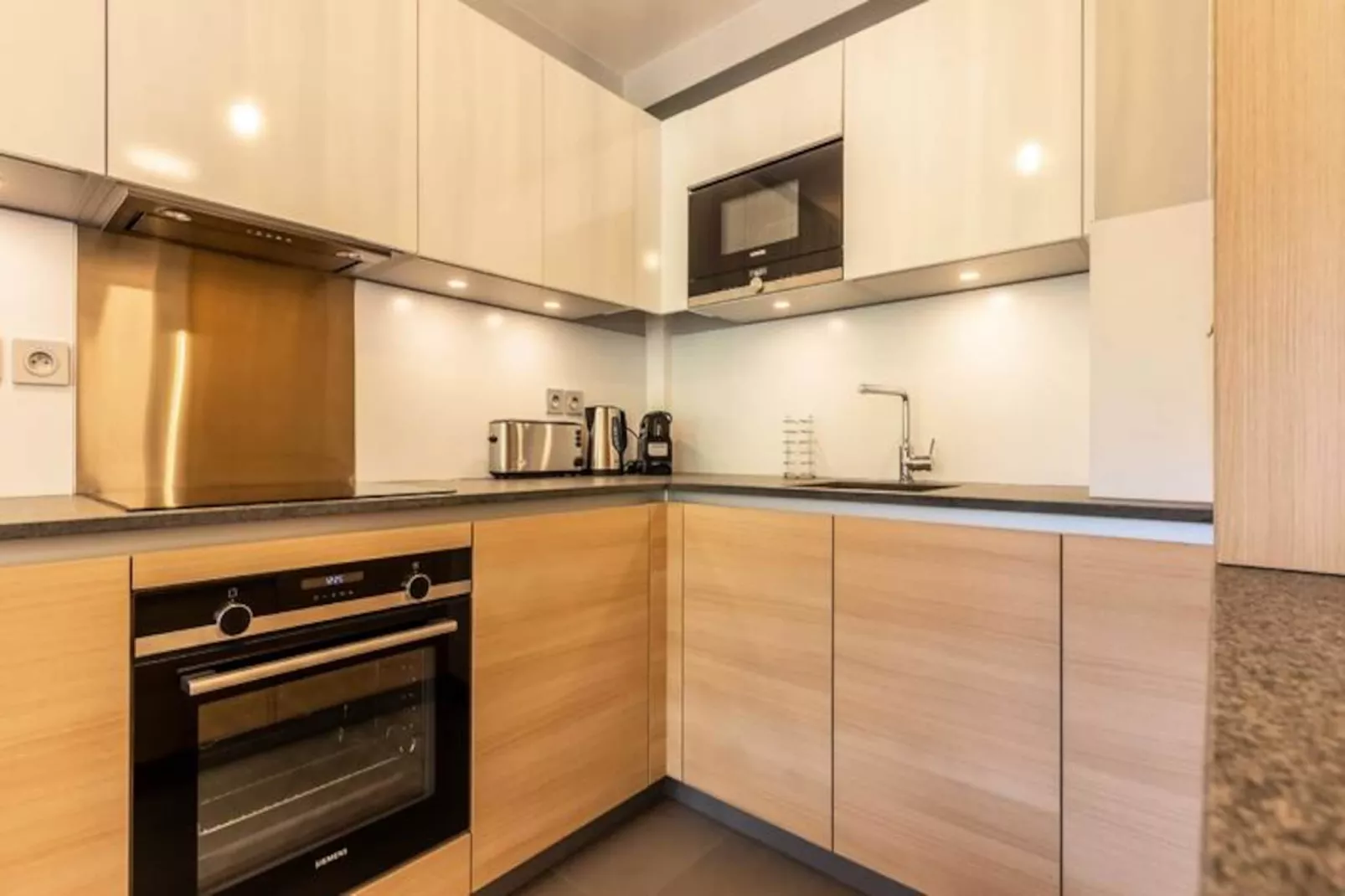 Résidence Les Monarques-Untagged