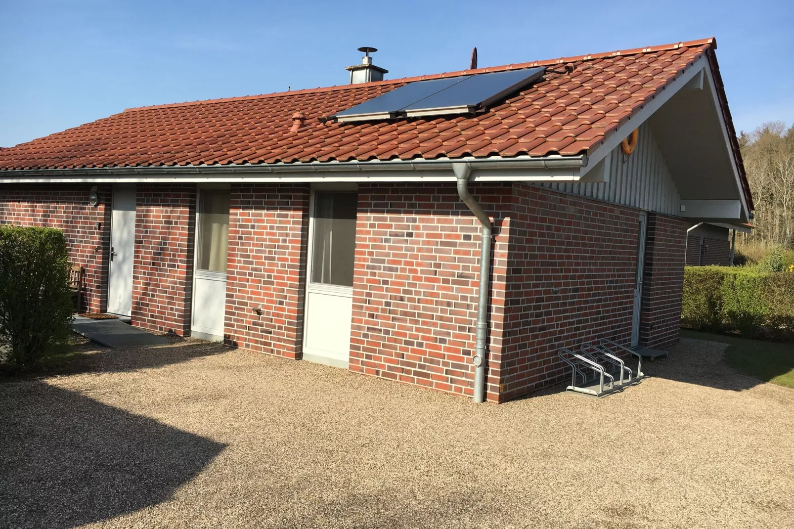 Ferienhaus in Röbel an der Müritz-Exterior summer