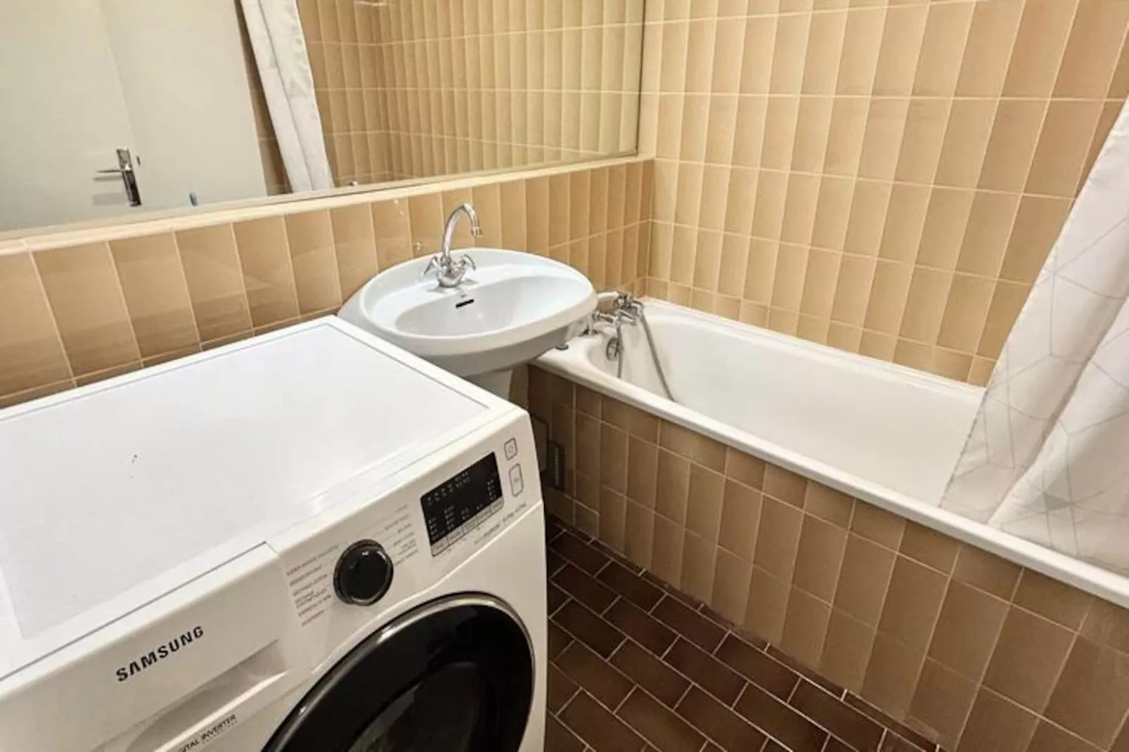 Résidence Riante Colline Du Bas - Armoise-Non tagué