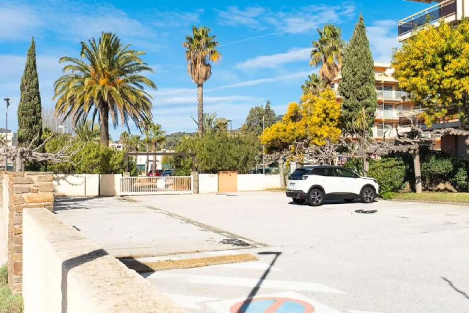 Résidence Vue Mer Exceptionnelle Au Lavandou-Nicht zugeordnet