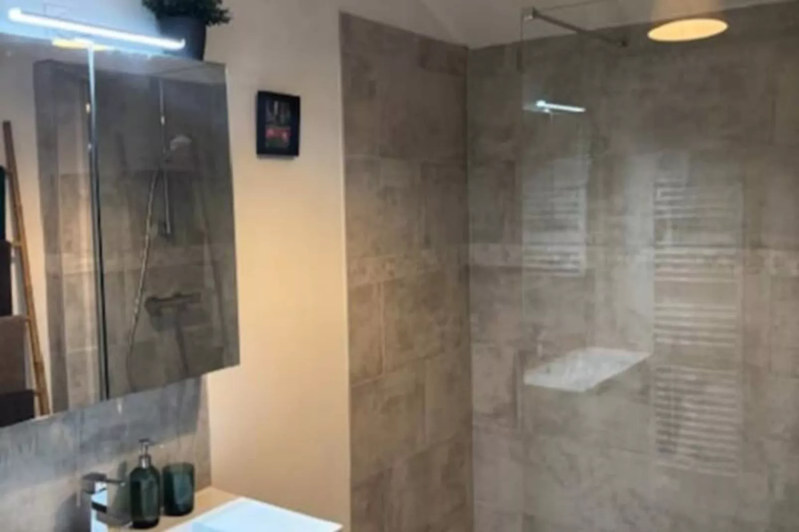 Fleurs De Provence-Untagged