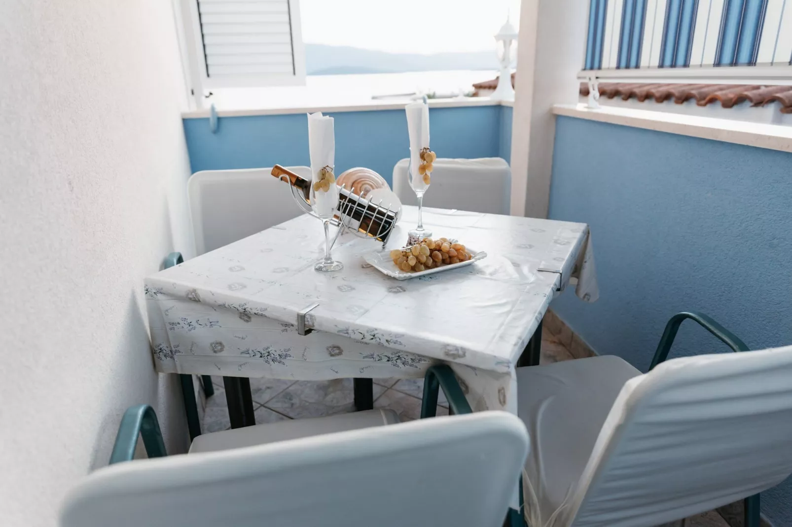 Apartments Dragobratović - Superior One Bedroom  Apartment with  Balcony and Side Sea View (Apartment 4)-Terrasse/Balkon