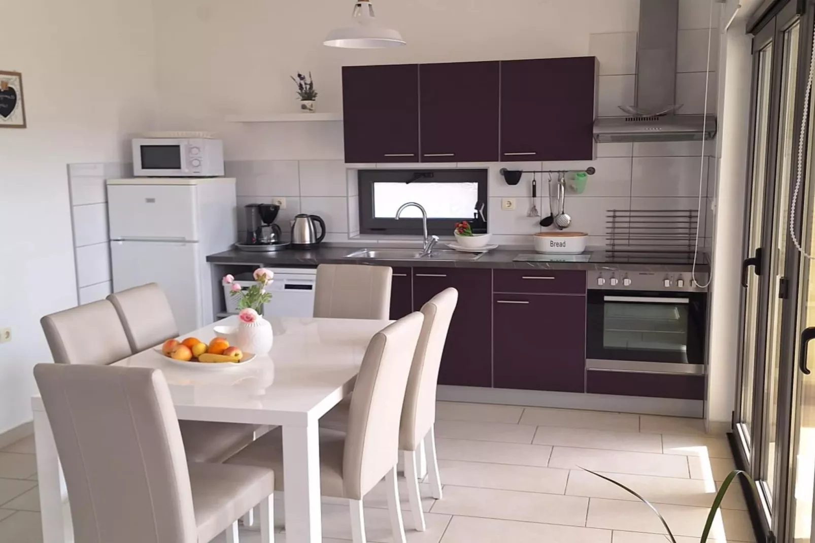 Apartment Cvita & Roza - Two Bedroom Apartment with Balcony and Sea View (Roza) (A1)-Kitchen