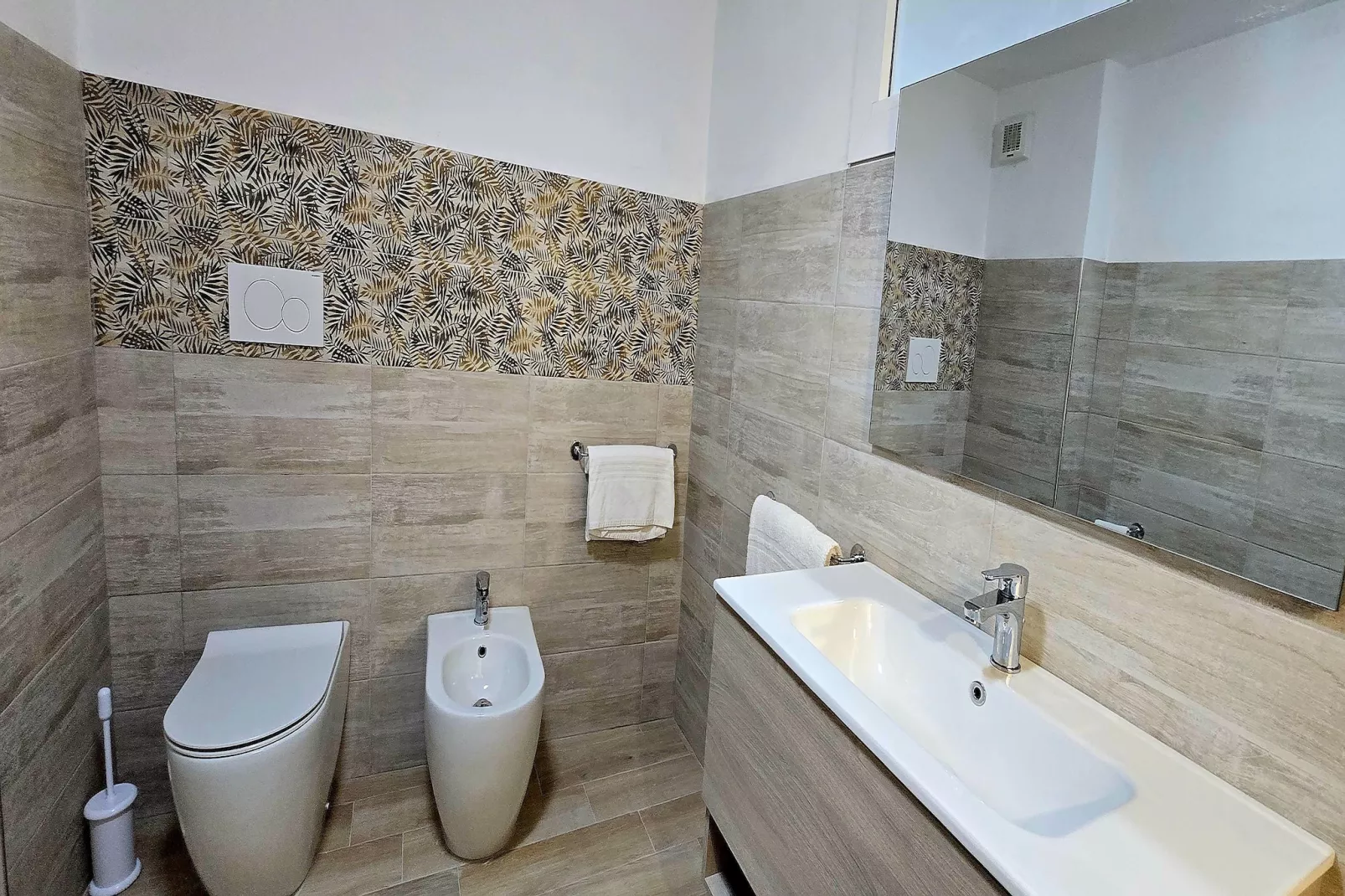 BILO 2 IL TRAMONTO-Bathroom