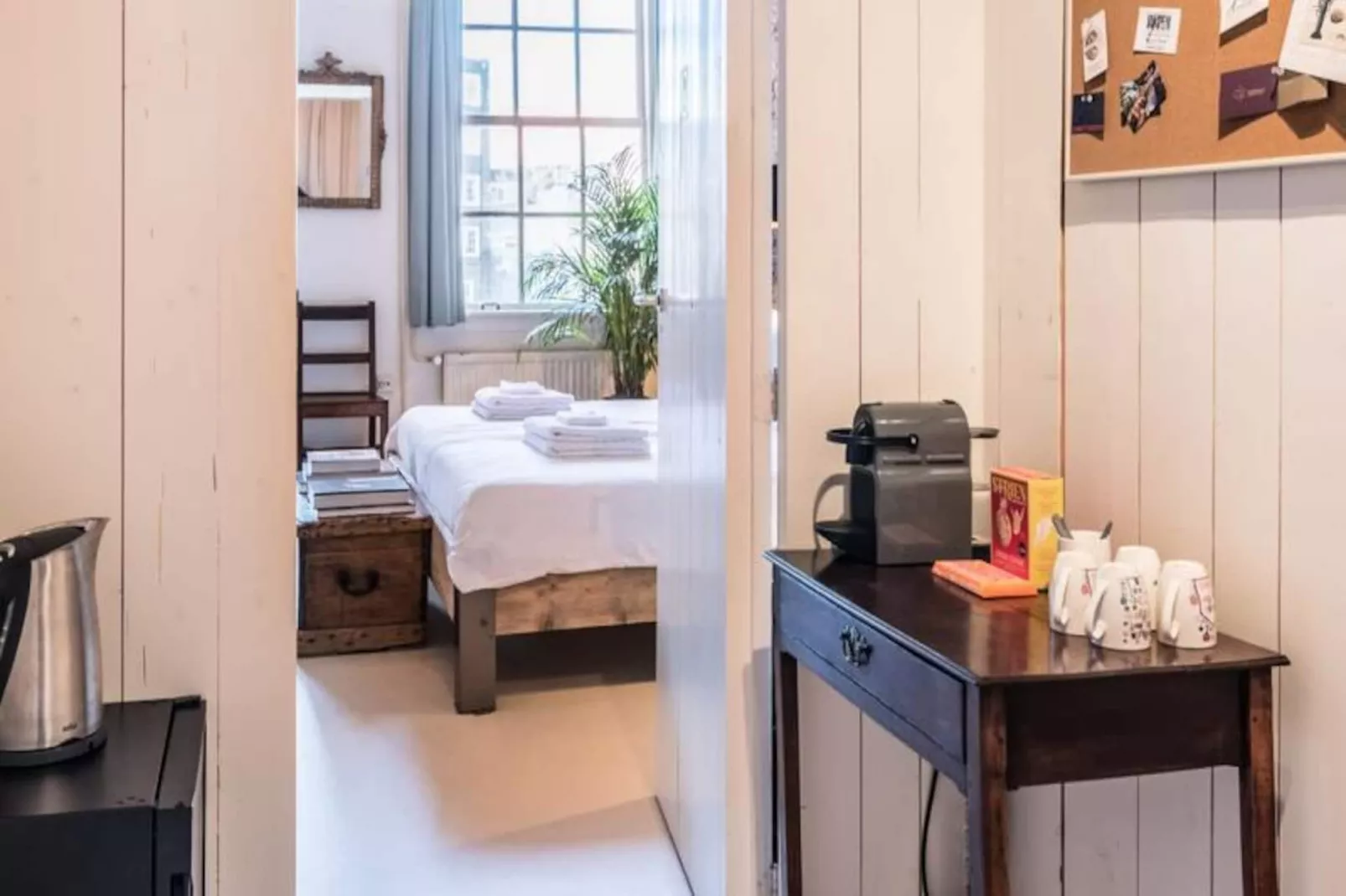 Classy Room 17th Century Canal House-Nicht zugeordnet