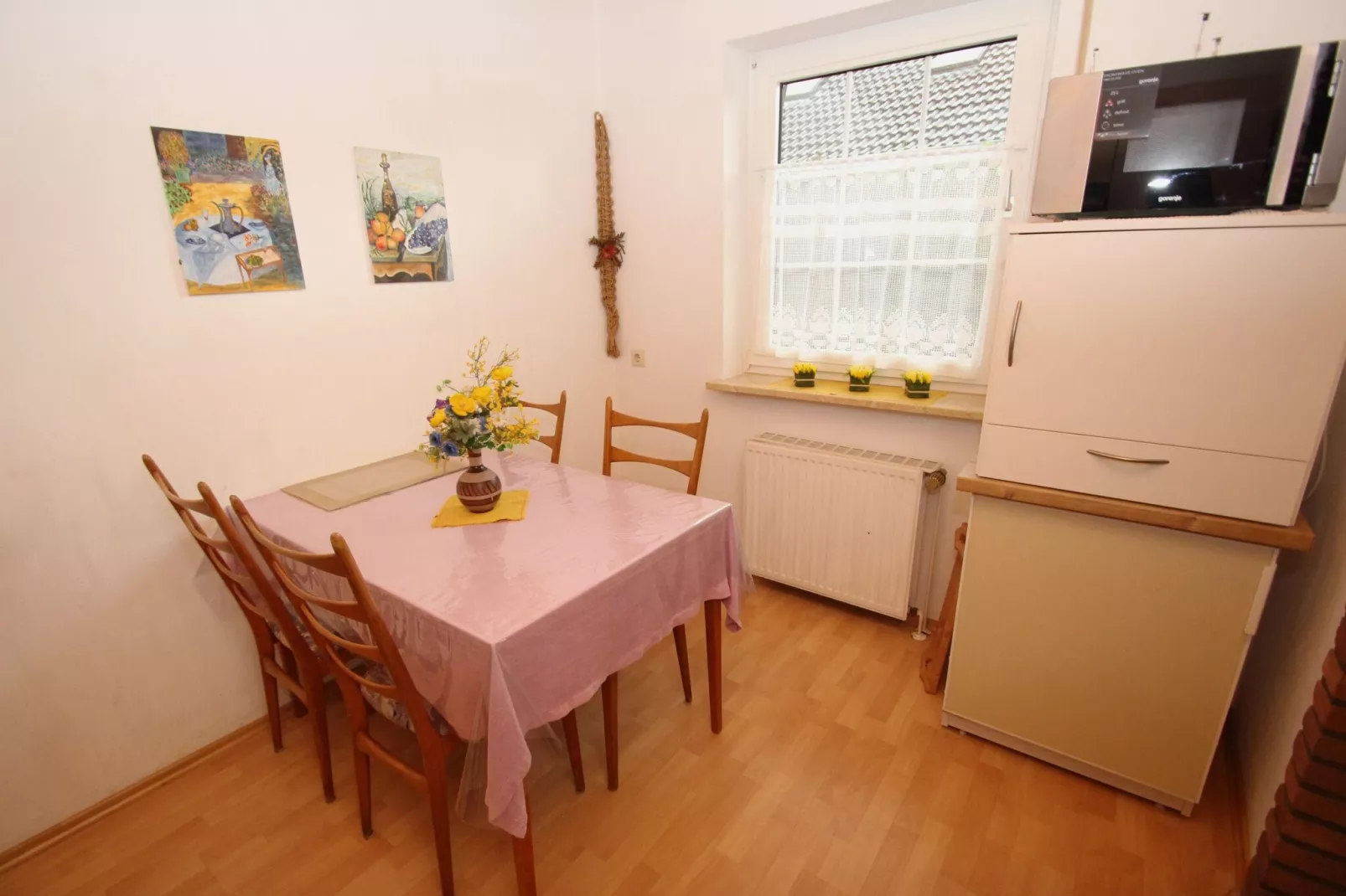 Ferienhaus Renate Neßmersiel-Kitchen