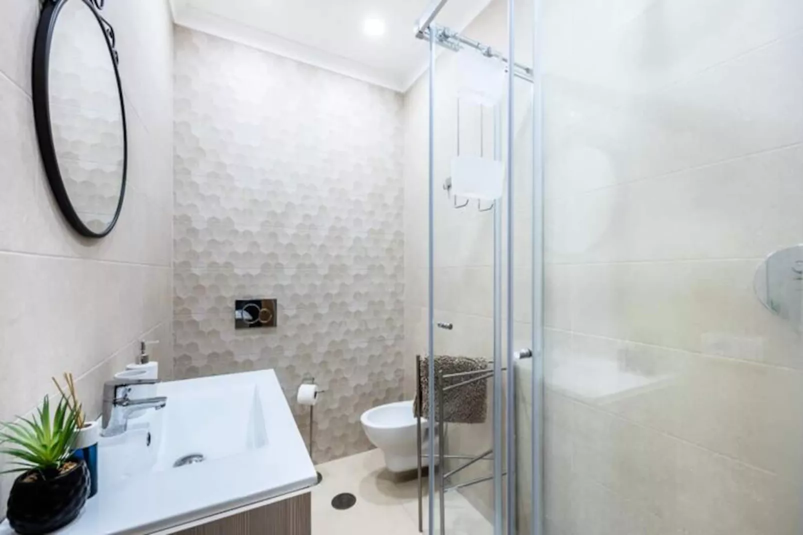 Urban City View Apartment-Non tagué