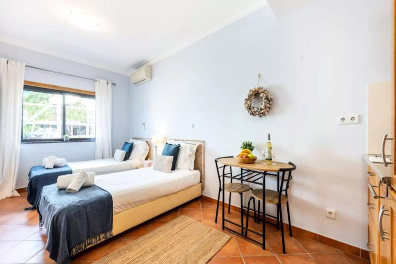 Studio Dona Ana-Untagged