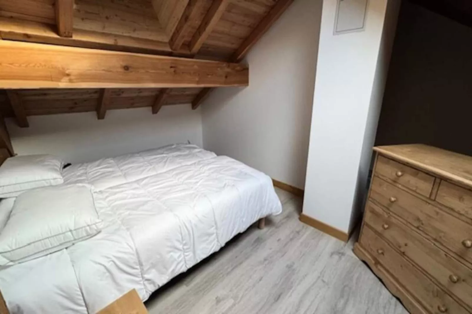 Chalet Epilobe-Untagged