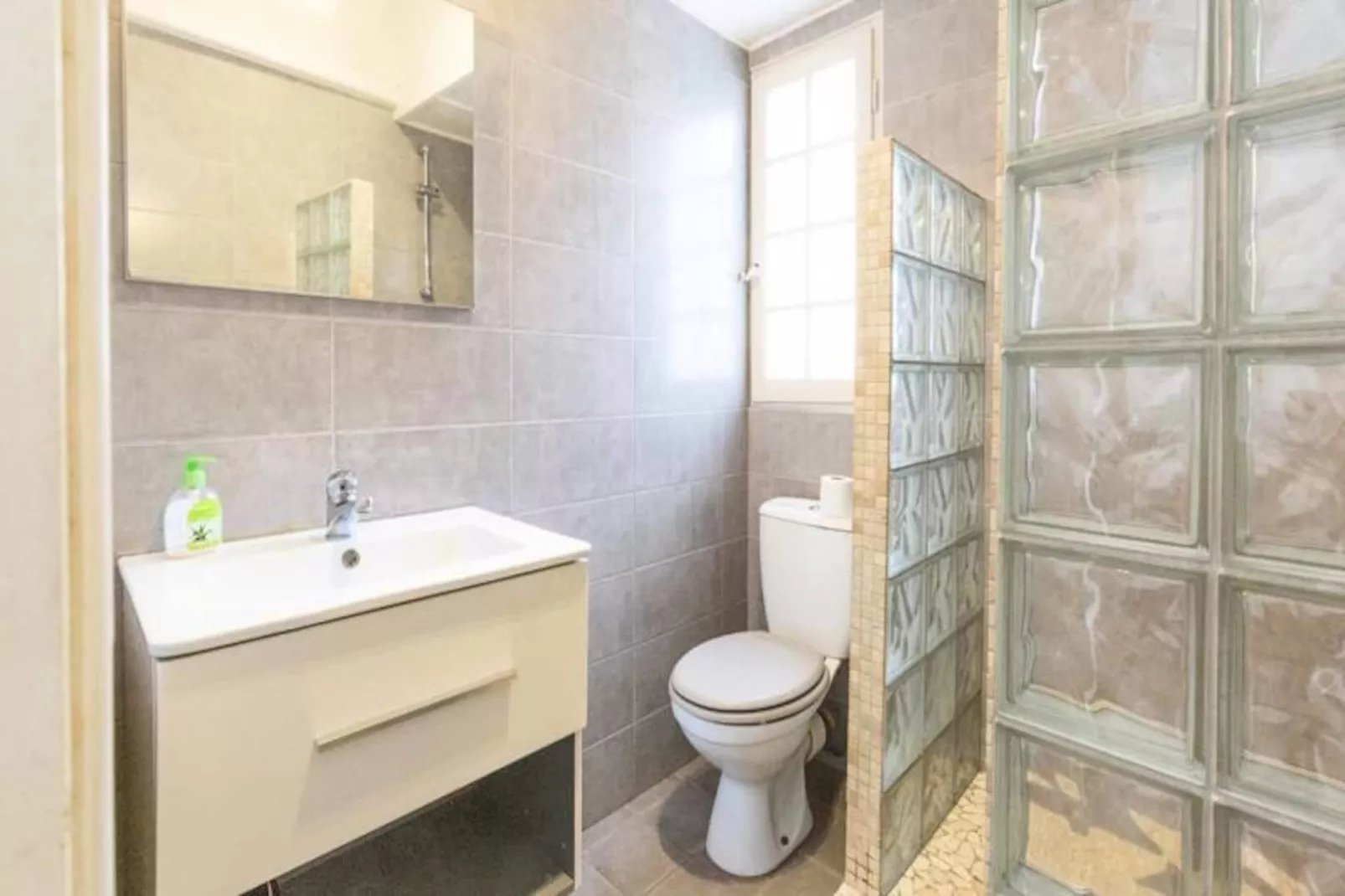 Résidence Studio Rénové Dans Le Coeur Du Vieil Antibes, Wifi, Climatisation-Non tagué