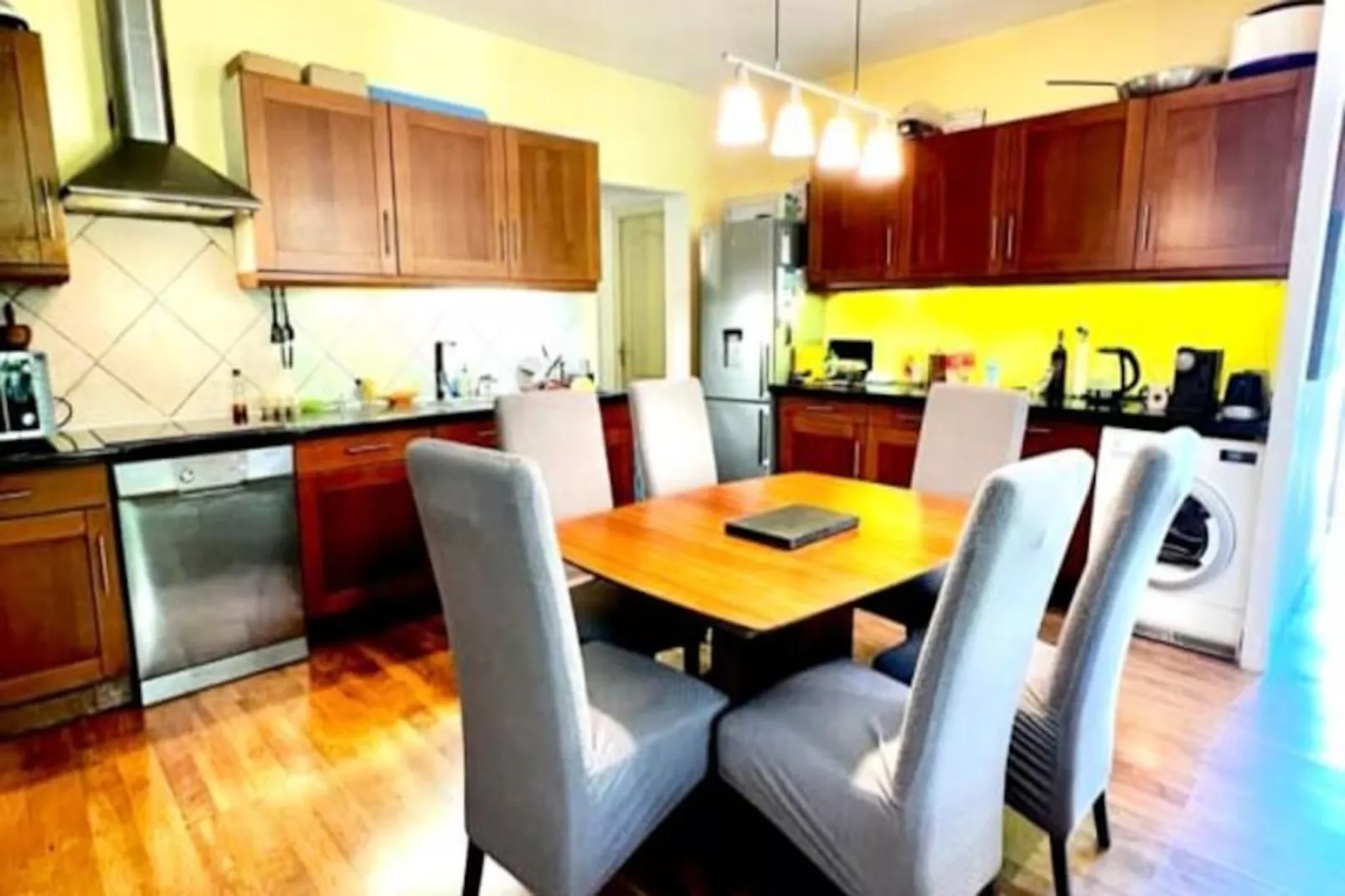 Résidence Maison De Vacances Au Centre-ville D'antibes Avec Piscine Priv&eacute;e-Untagged