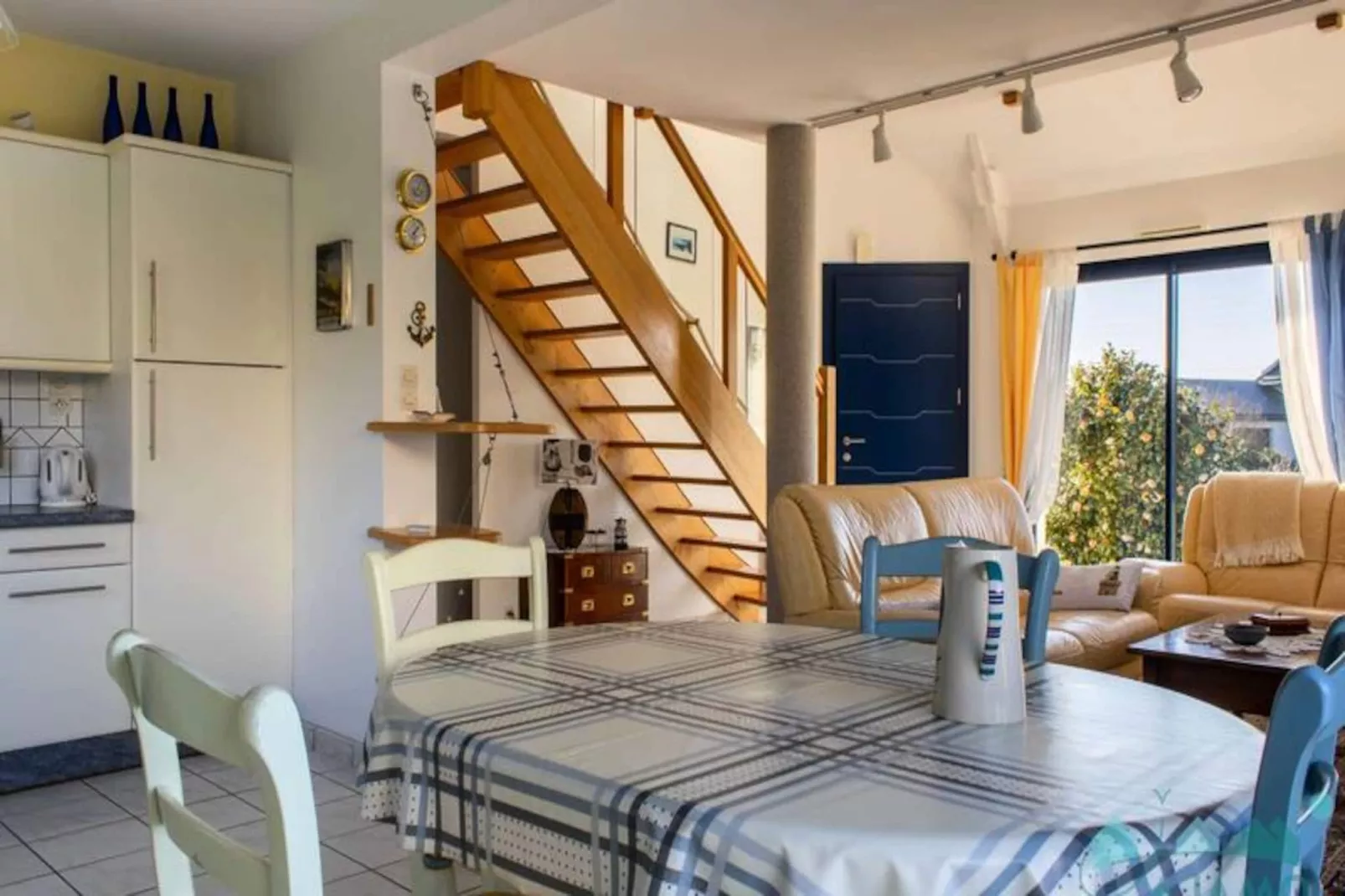 Résidence 305-frehel-Non tagué