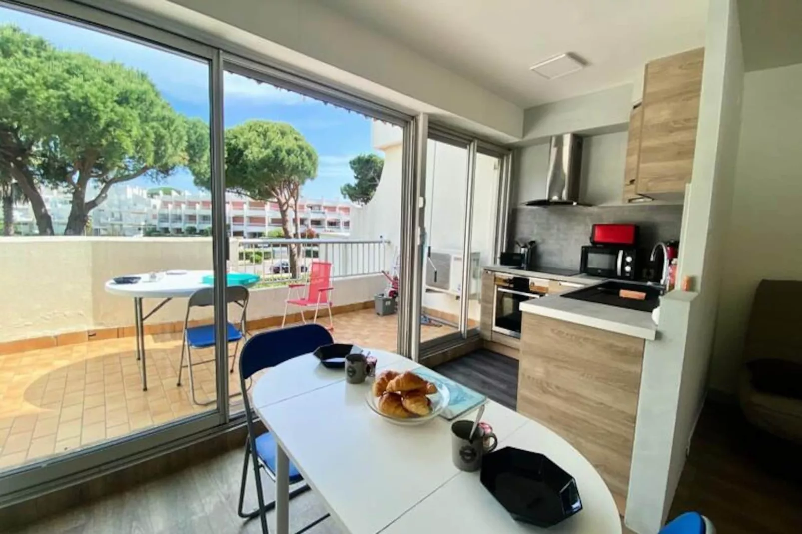 Résidence Le Saint Louis - Studio Terrasse Proche De La Plage-Untagged