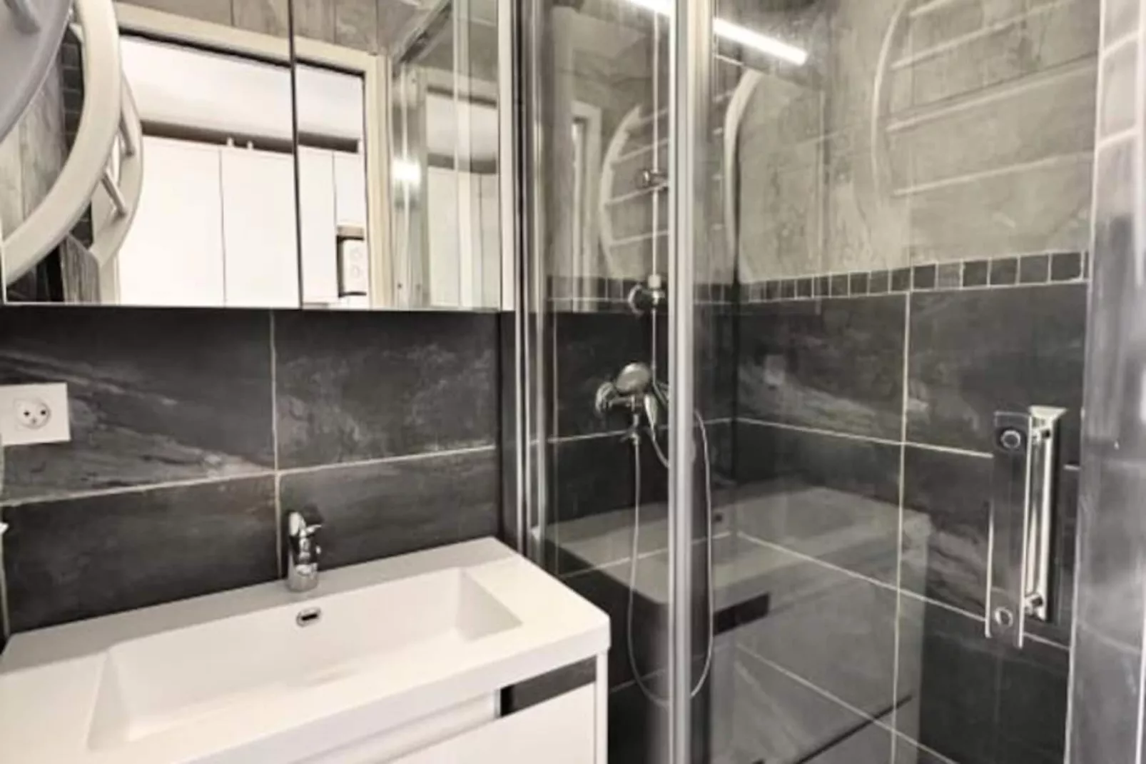 Résidence L'escapade Sal&eacute;e - A 100 M&egrave;tres De La Plage Et En Plein Coeur De Ville-Nicht zugeordnet