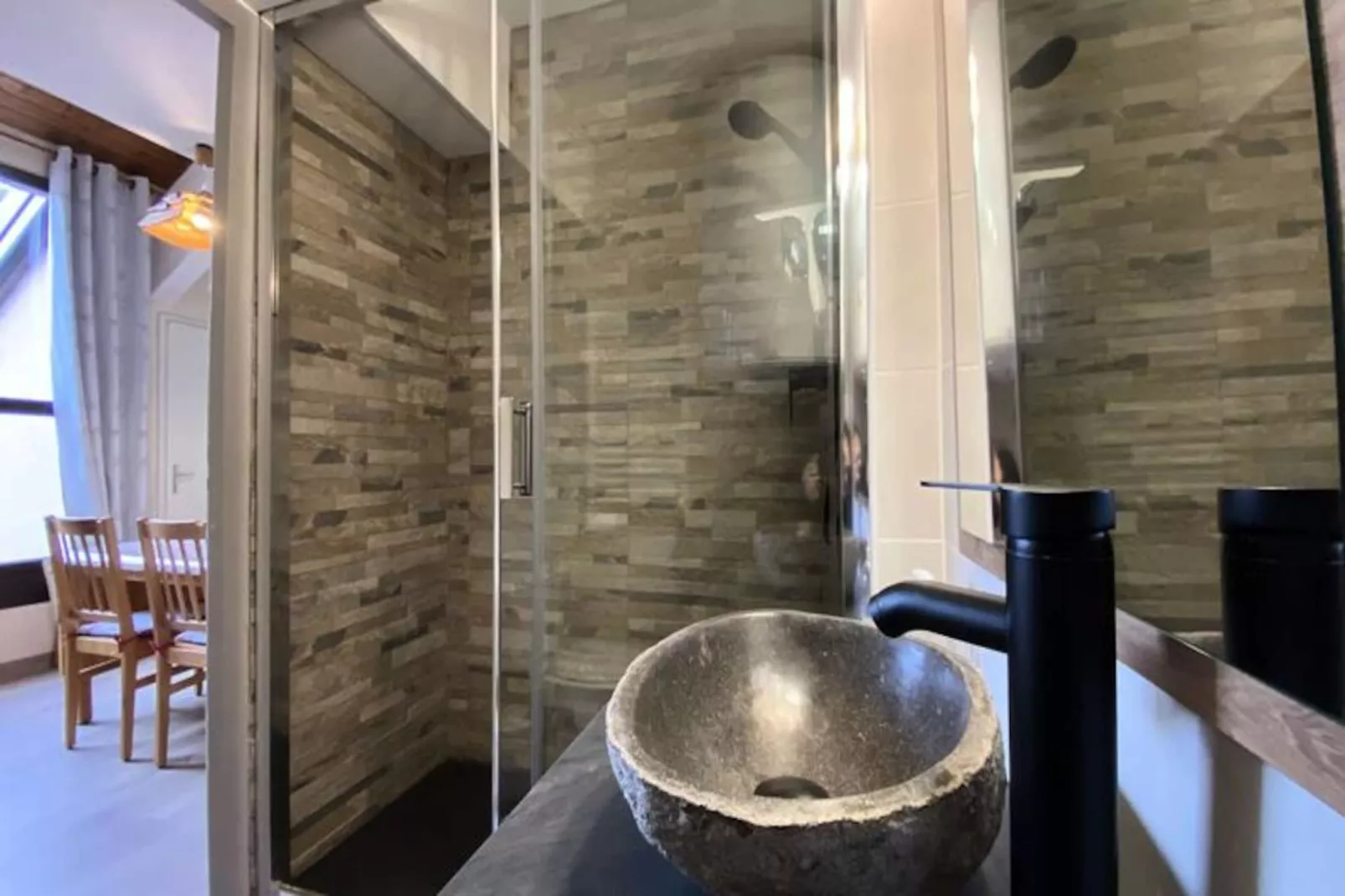 Résidence Primevere-argentine - Non tagué