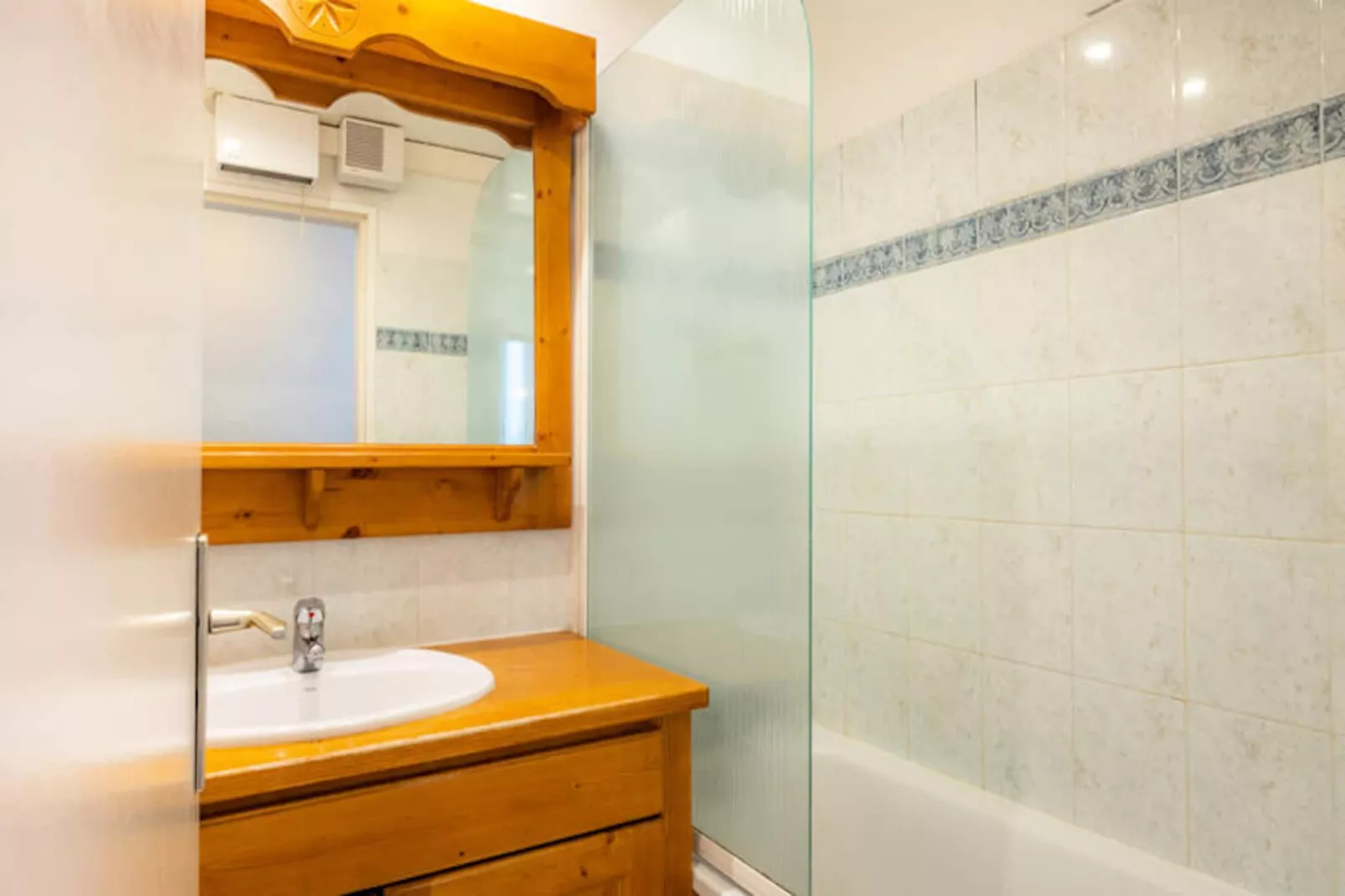 Résidence Savoy-Untagged