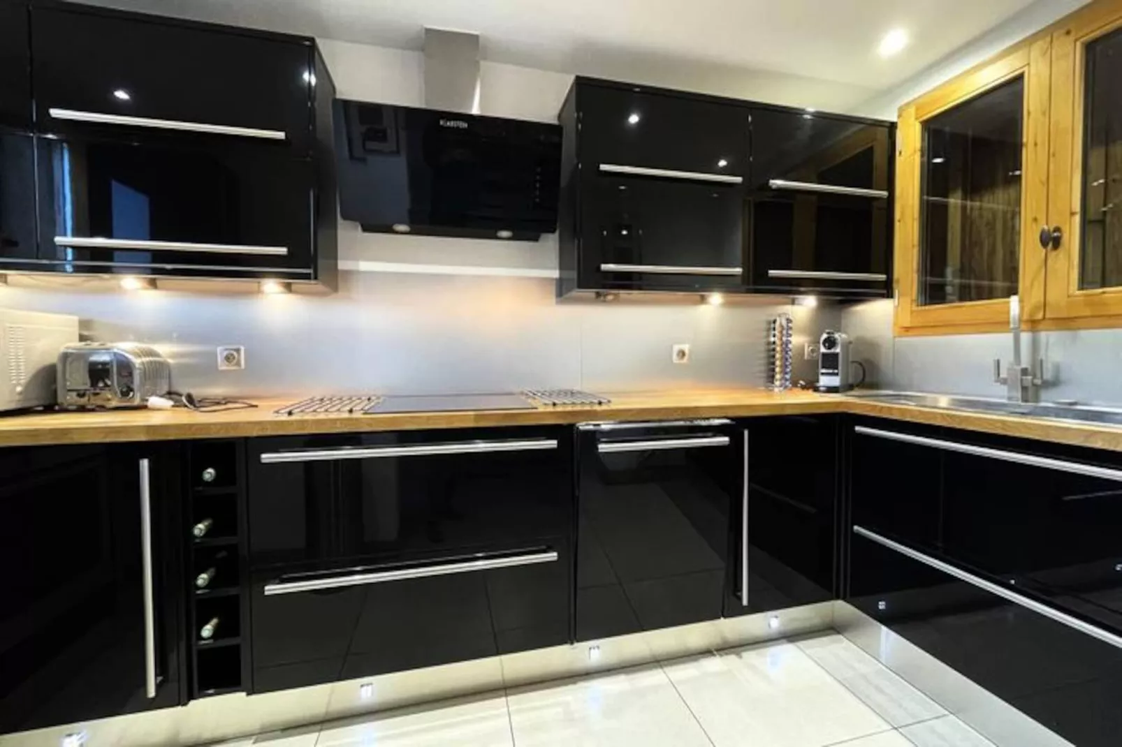 Le Vieux Chalet-Nicht zugeordnet