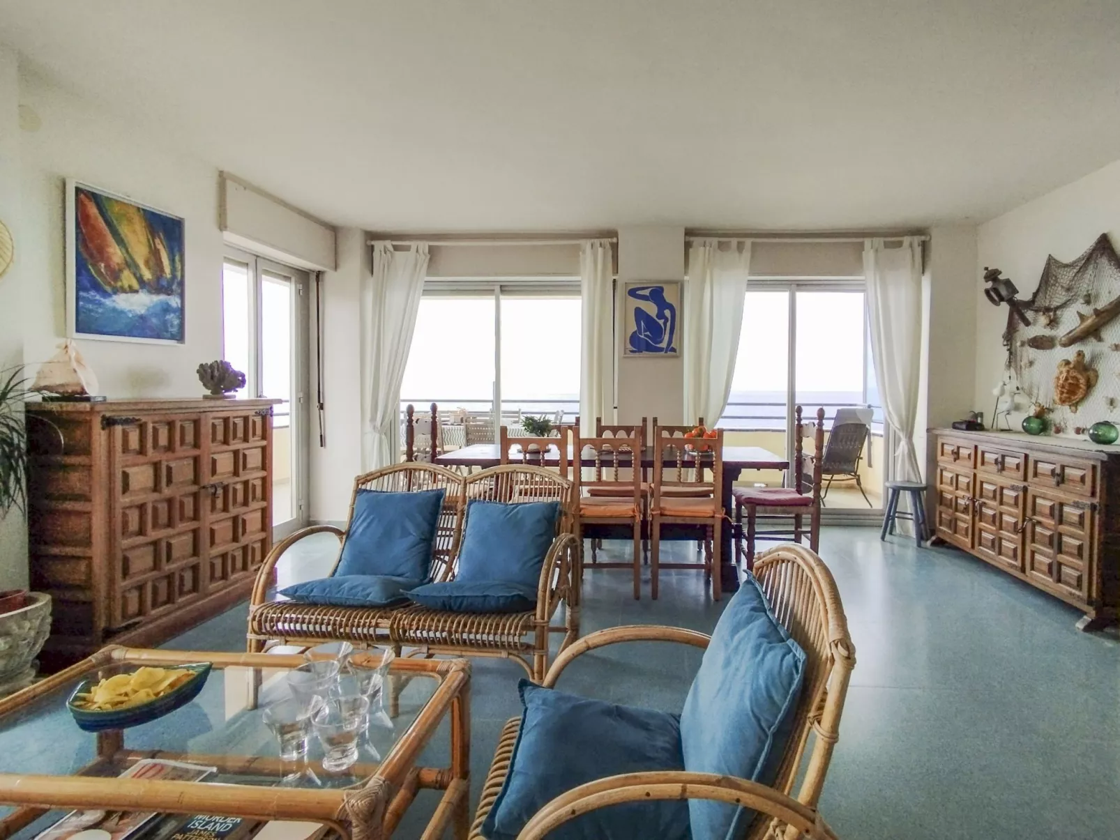 Los Laureles Blancos-Inside