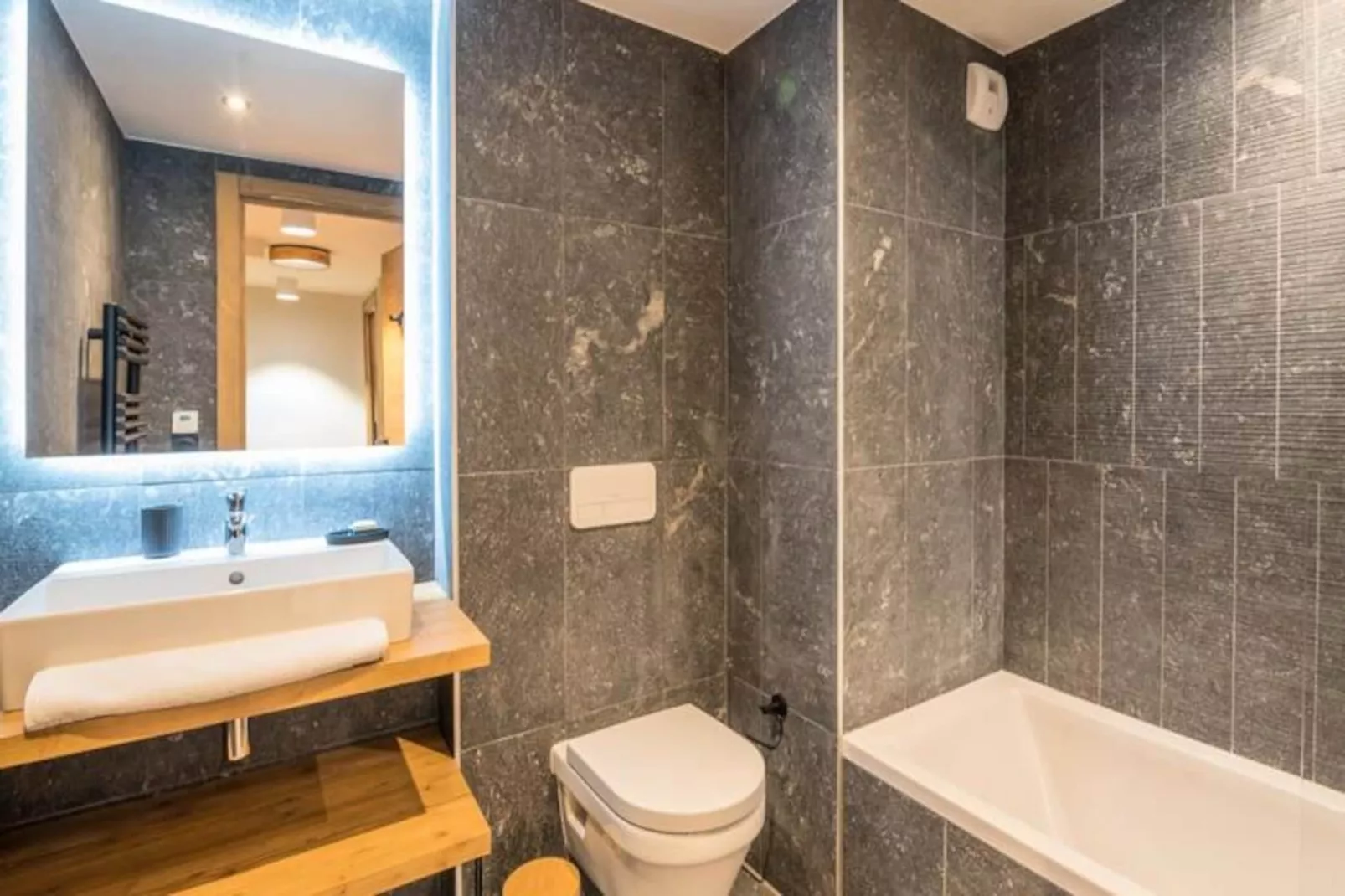 Appartement Havre Des Alpes --Untagged